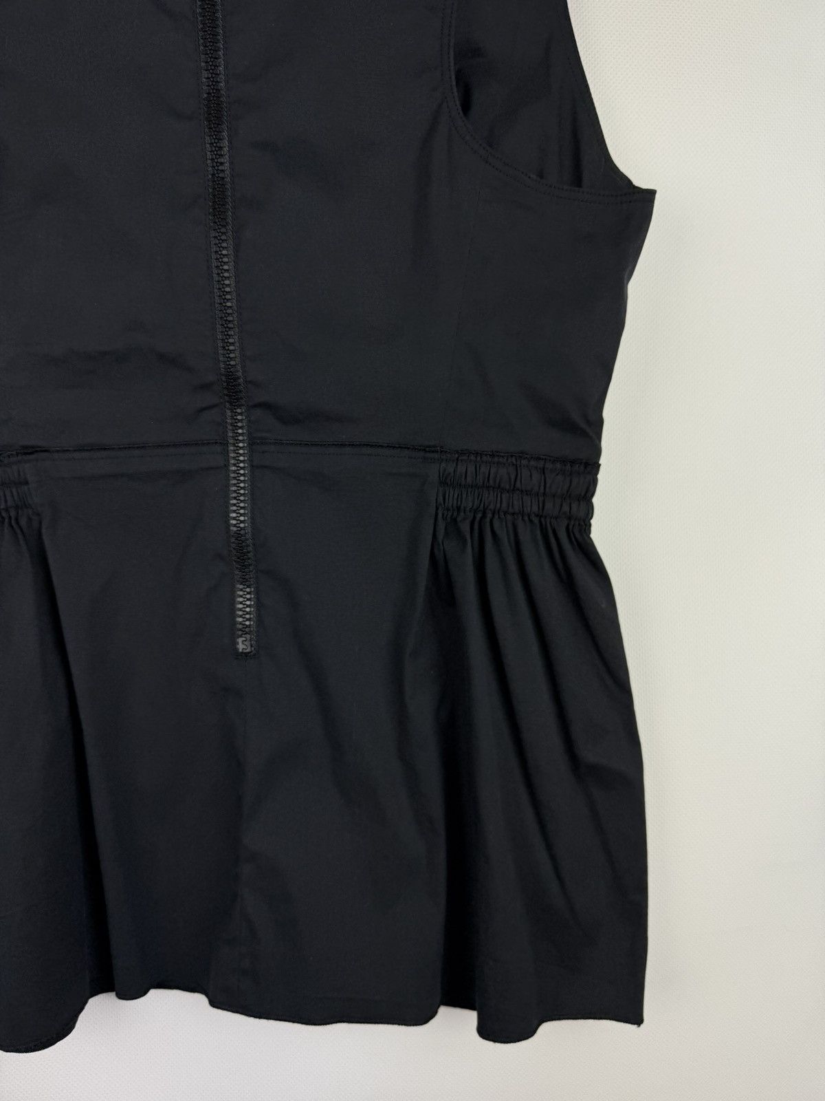 Prada × Vintage Prada Ladies Sleeveless Tank Top Blouse Size 44 Size M / US 6-8 / IT 42-44 - 14 Thumbnail