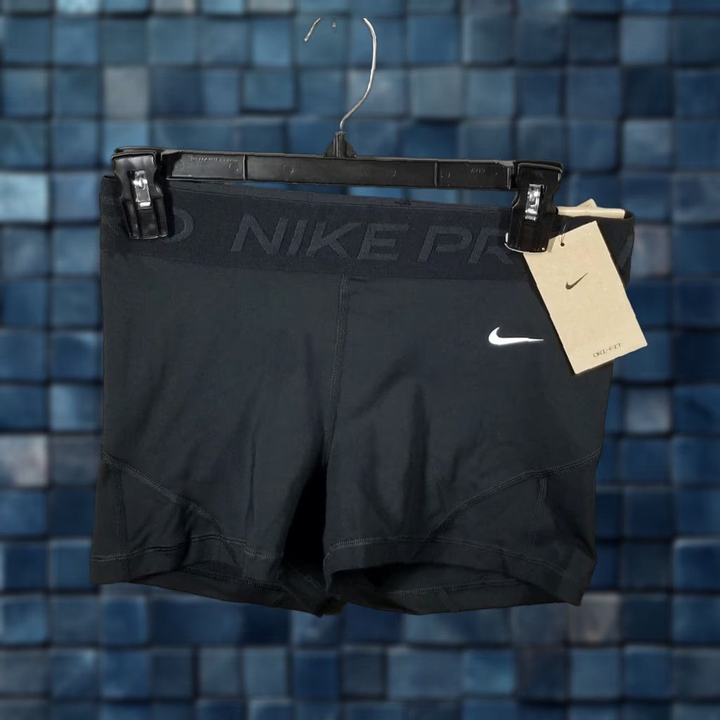 Nike Nike Pro Women's Mid-Rise 3" Shorts Medium Black FN3136-010 Pro Nike shorts Rise Mid 3" Women's Medium Black FN3136-010 Size 32" / US 10 / IT 46 - 1 Thumbnail