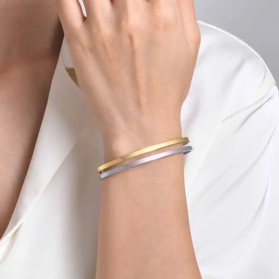 Other Trendy Hollow Cuff Bracelet Size ONE SIZE - 3 Thumbnail
