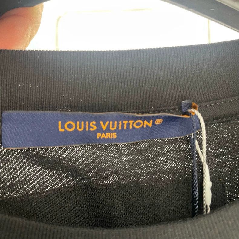 Louis Vuitton Louis Vuitton Black Rainbow Letter Long Sleeve Sweatshirt Size US L / EU 52-54 / 3 - 4 Thumbnail