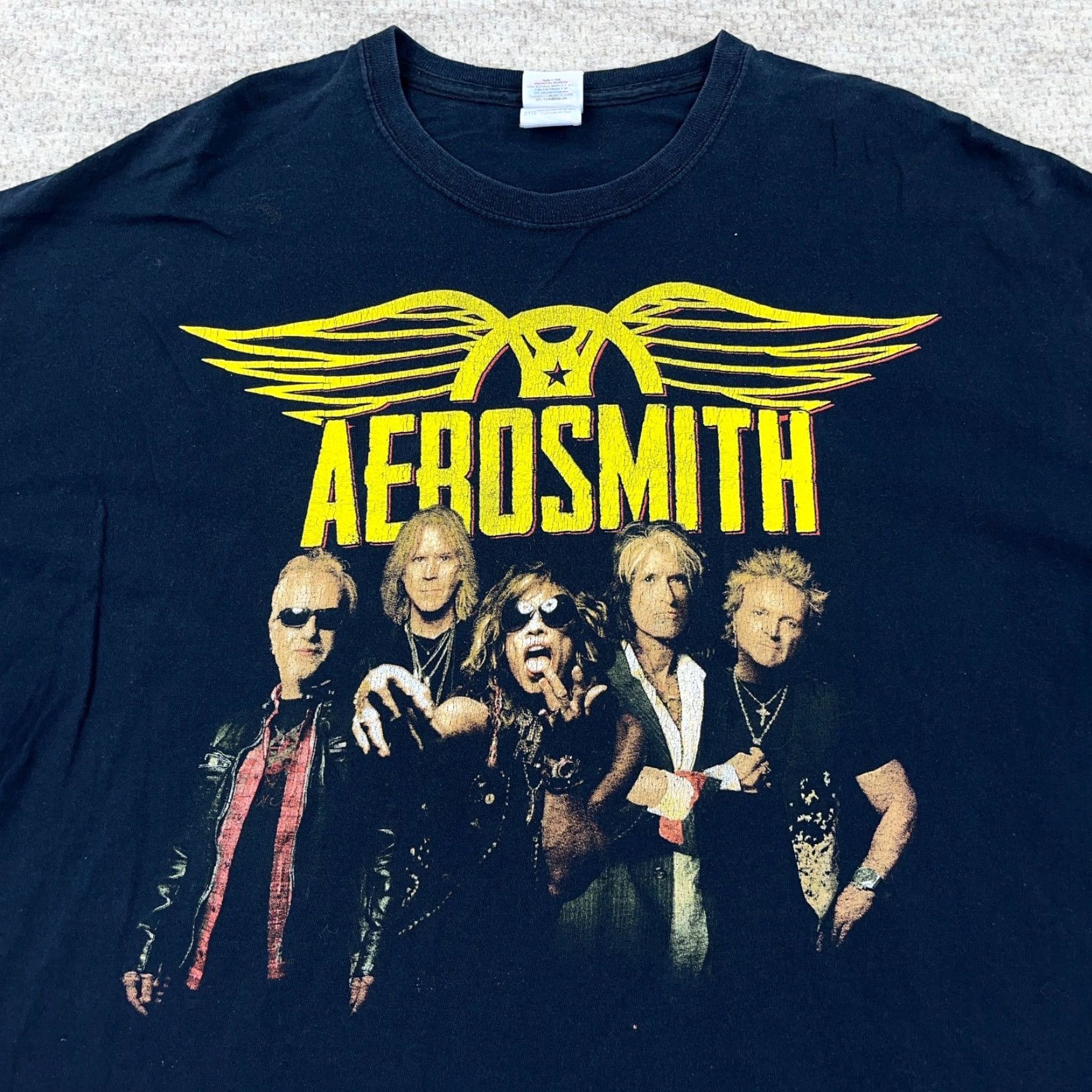 Gildan Aerosmith Shirt Men 2XL Black Band Tee Global Warming Tour Y2K Retro 2013 Graphic Print Crew Neck Short Sleeve Cotton Gildan T-Shirt Mens Size US XXL / EU 58 / 5 - 3 Thumbnail