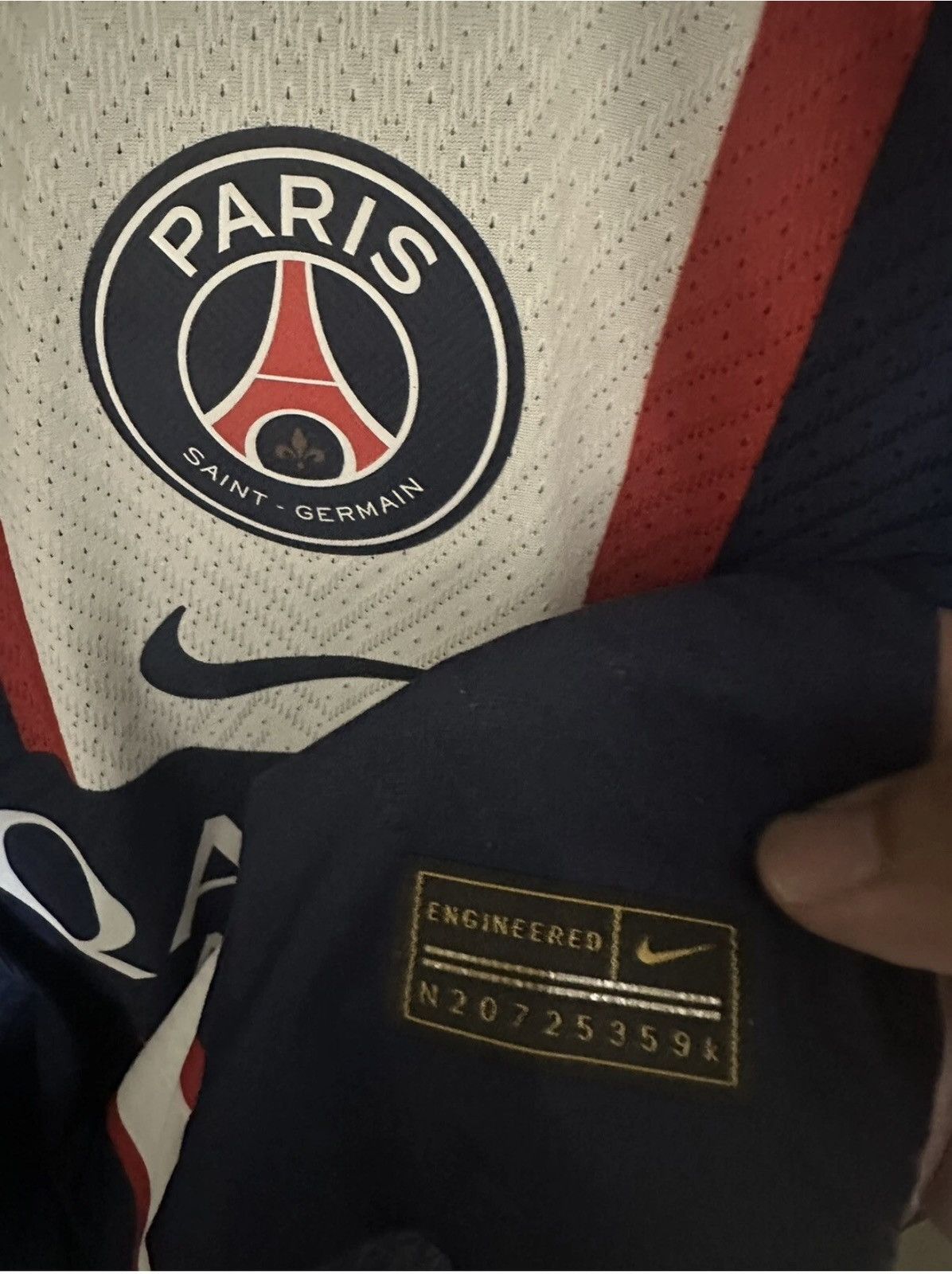 Nike PSG Jersey Size US M / EU 48-50 / 2 - 3 Thumbnail