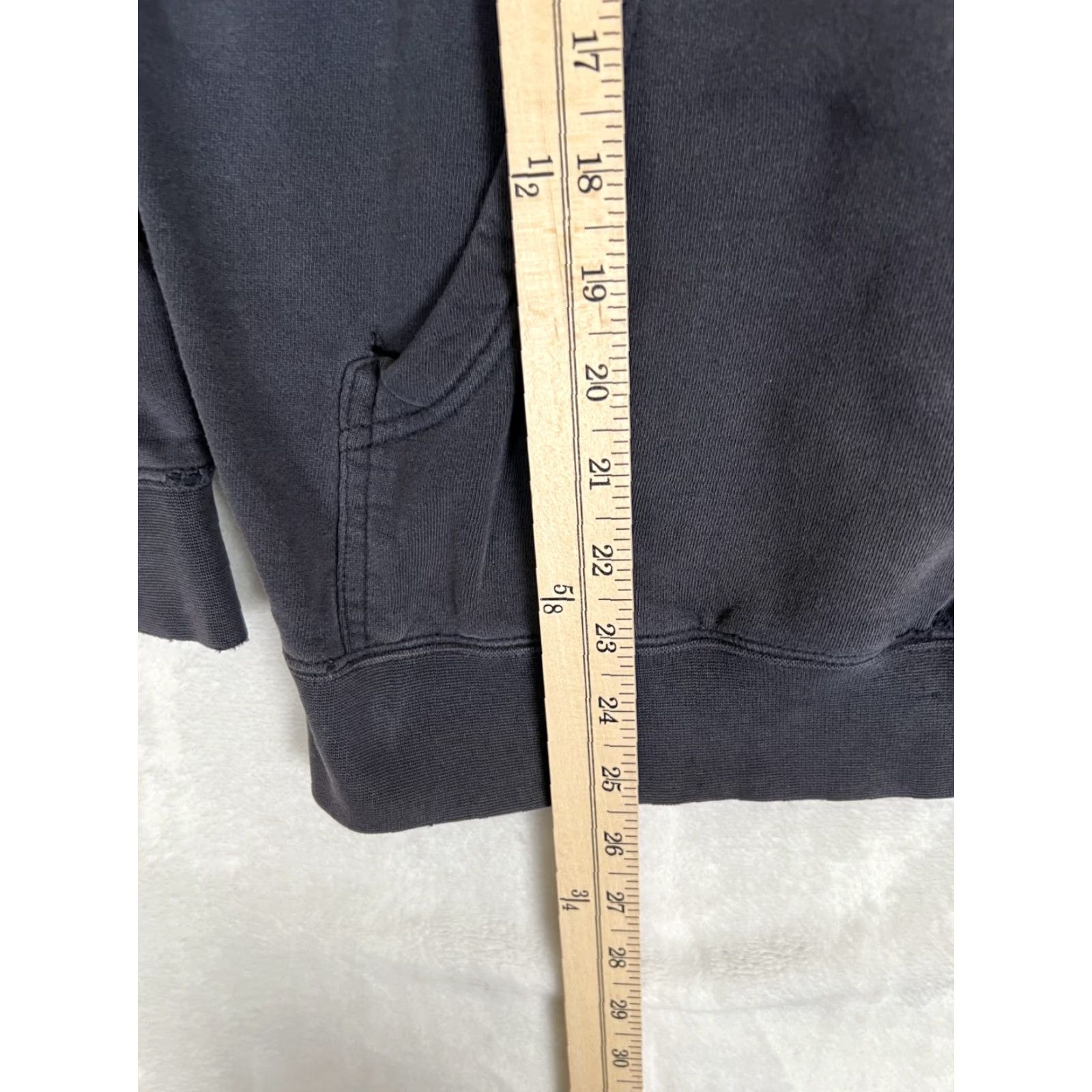 Vintage VINTAGE Santa Cruz Hoodie Sweatshirt Mens S Blue OG Logo Y2K Double Sided Size US S / EU 44-46 / 1 - 5 Thumbnail