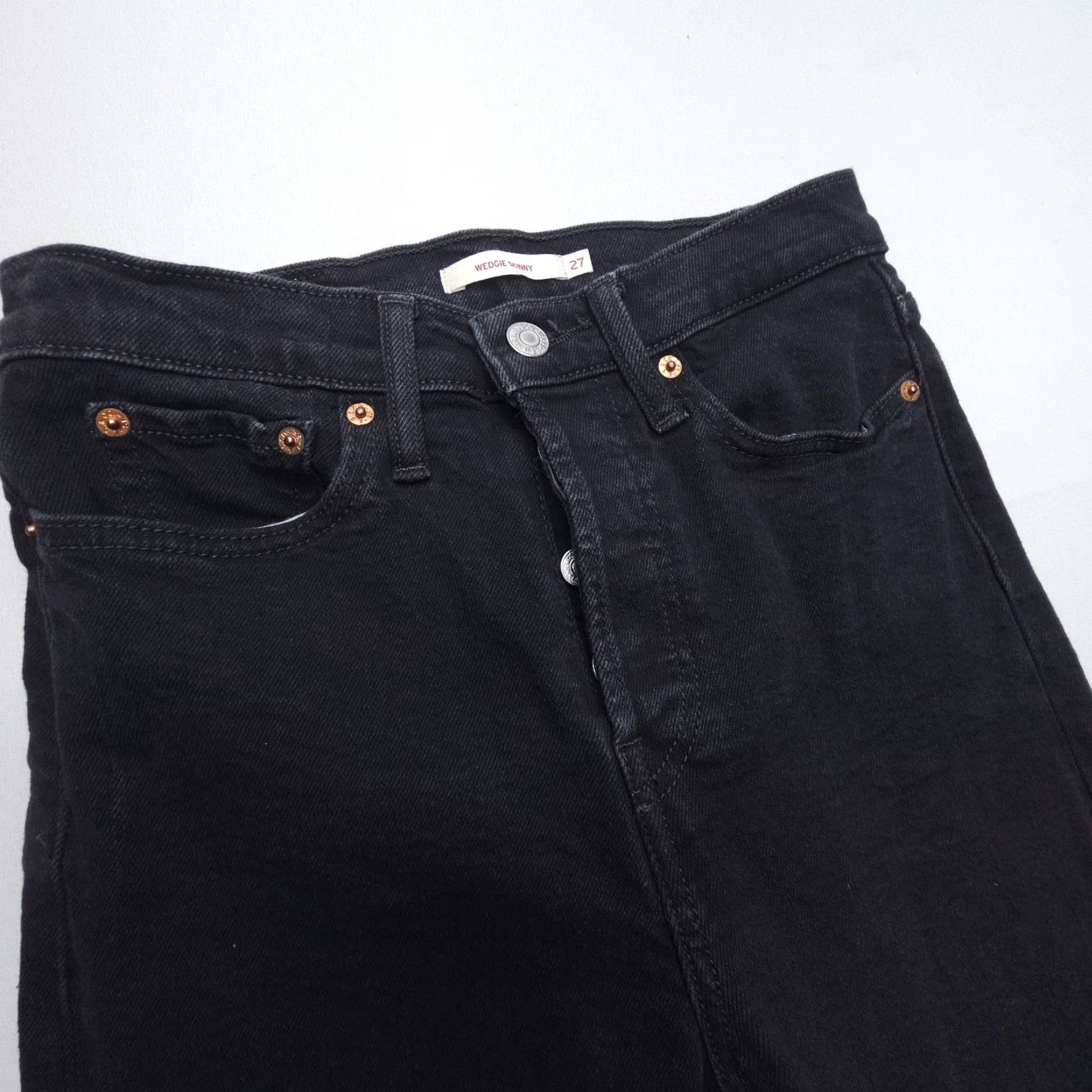 Levi's Levi's Wedgie Skinny Jeans Womens Size 27 Black High Rise Button Fly Stretch Size 27" / US 4 / IT 40 - 3 Thumbnail