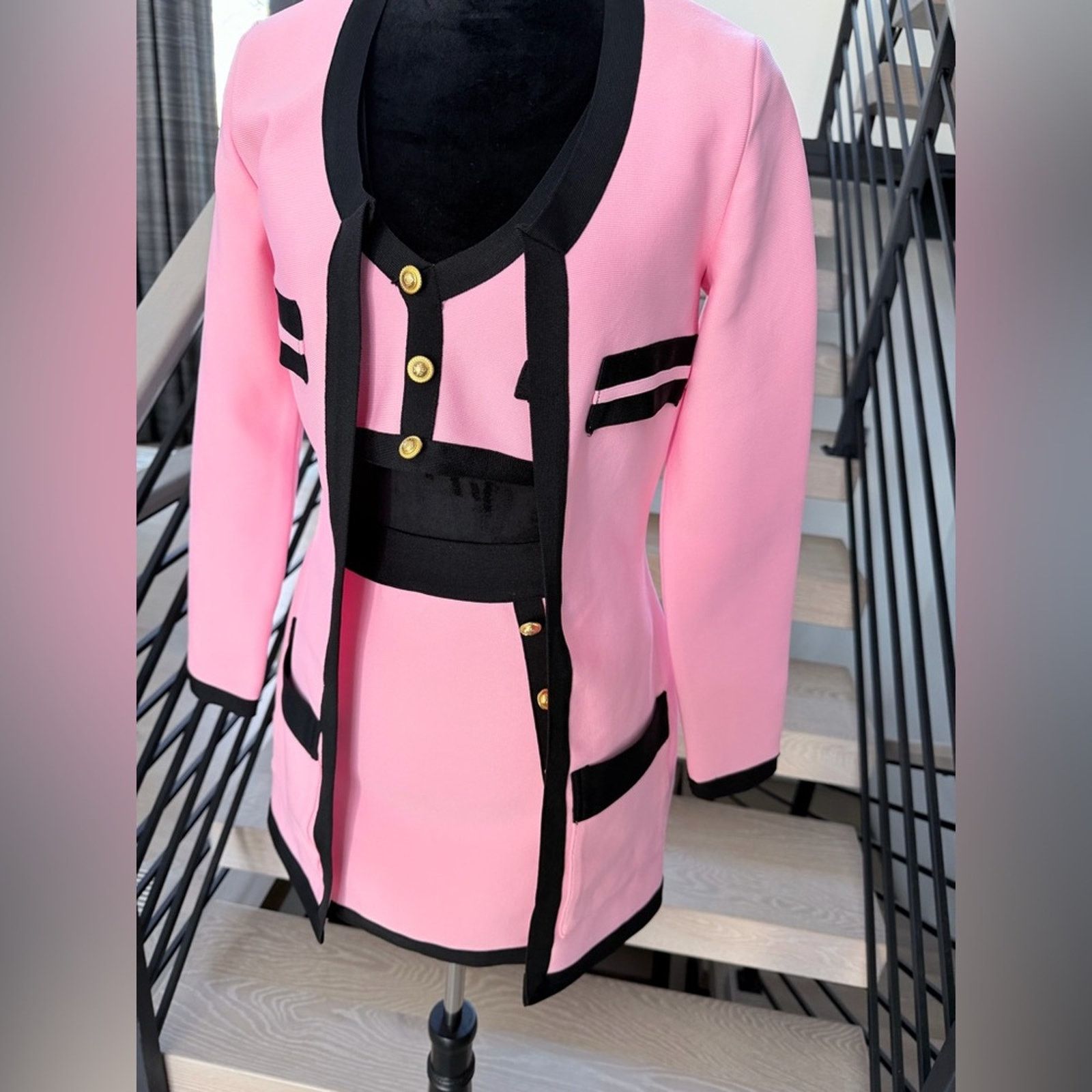 Other Pink and Black 3 piece skirt set with Gold Accents size S Size 27" / US 4 / IT 40 - 7 Thumbnail