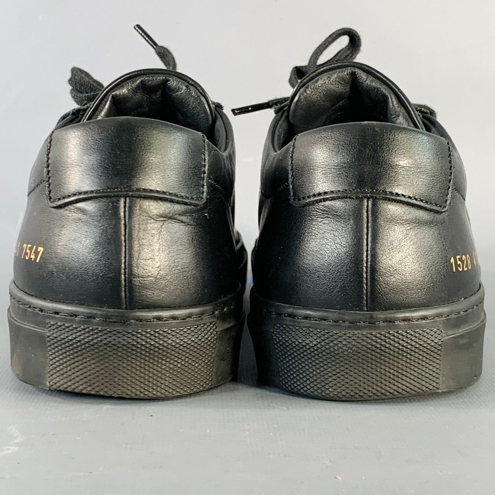 Common Projects COMMON PROJECTS Size 8 Black Leather Low Top Sneakers Size US 8 / EU 41 - 3 Thumbnail
