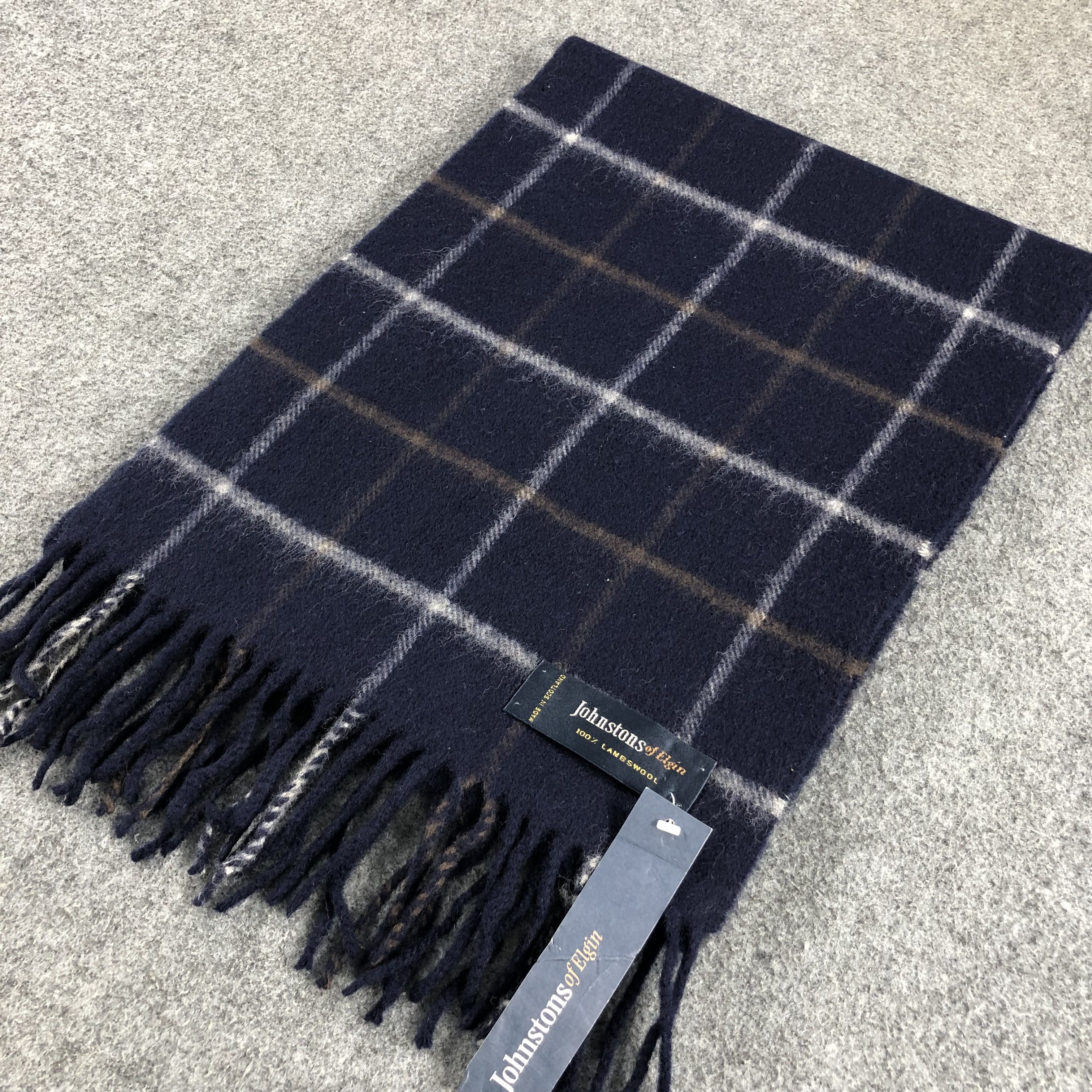 Johnstons Of Elgin Johnston of Elgin Tartan Wool Scarf Muffler V784 Size ONE SIZE - 3 Thumbnail