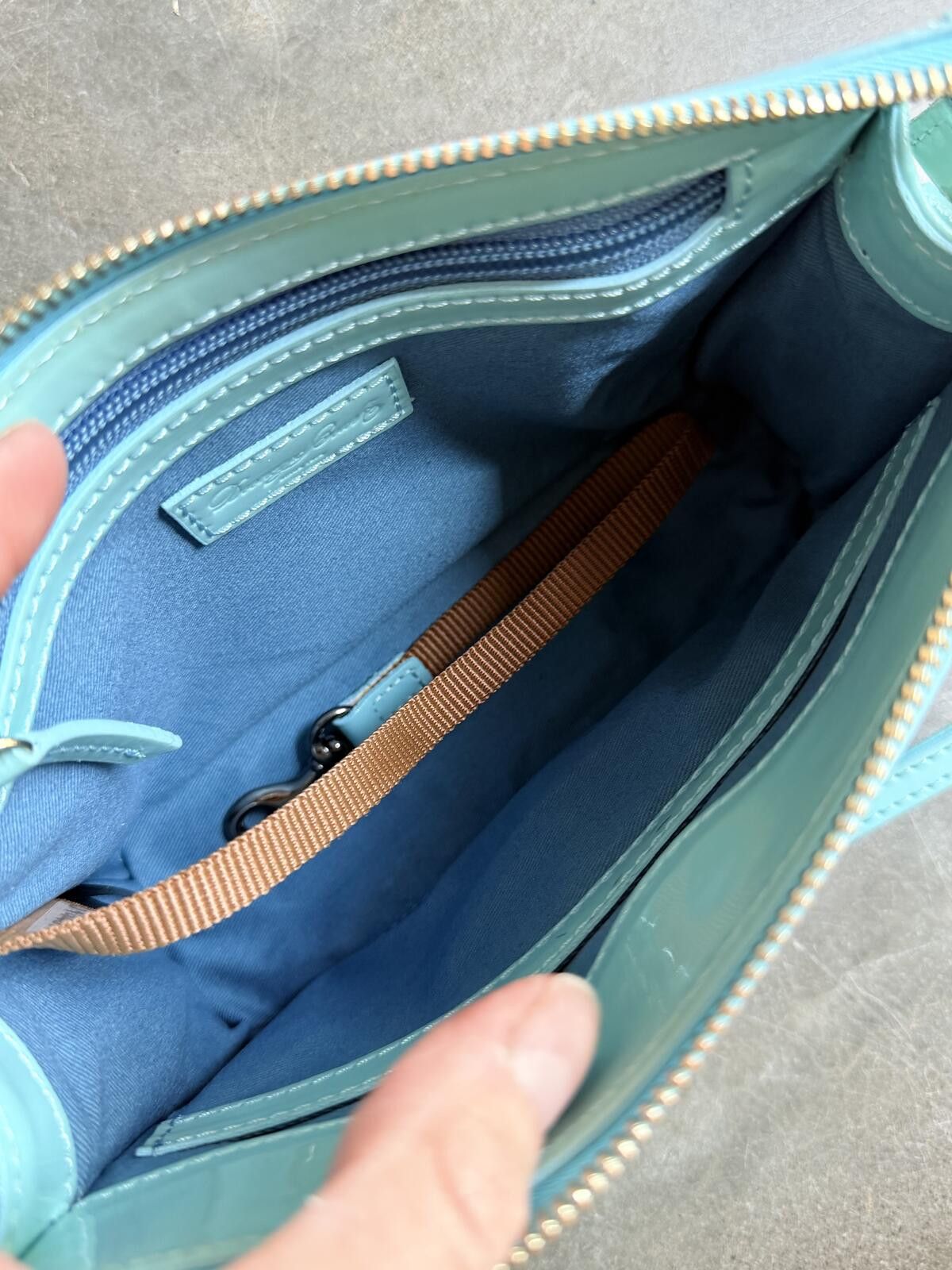 Dooney & Bourke VTG Dooney & Bourke Sea Glass Blue Patent Leather Crossbody Size ONE SIZE - 6 Thumbnail