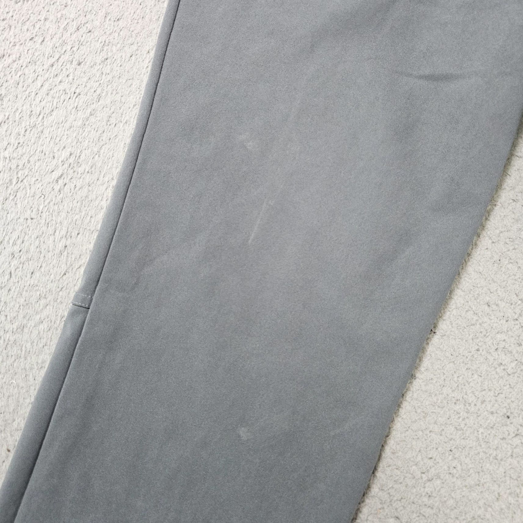 Lululemon Lululemon Pants Mens 30x28 Gray Stretch Chino 5 Pocket Casual Tech Travel Office Size US 30 / EU 46 - 2 Thumbnail