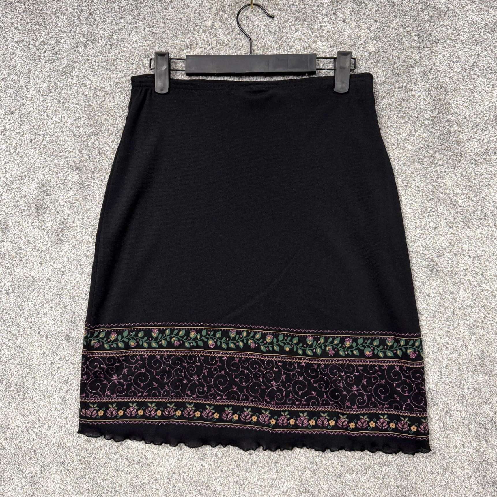 Vintage VINTAGE Y2K Modern Elements Skirt M Black Knee Length Floral Ruffle Elastic Waist 90s Gothic Grunge Office Core Womens Size 32" / US 10 / IT 46 - 6 Thumbnail