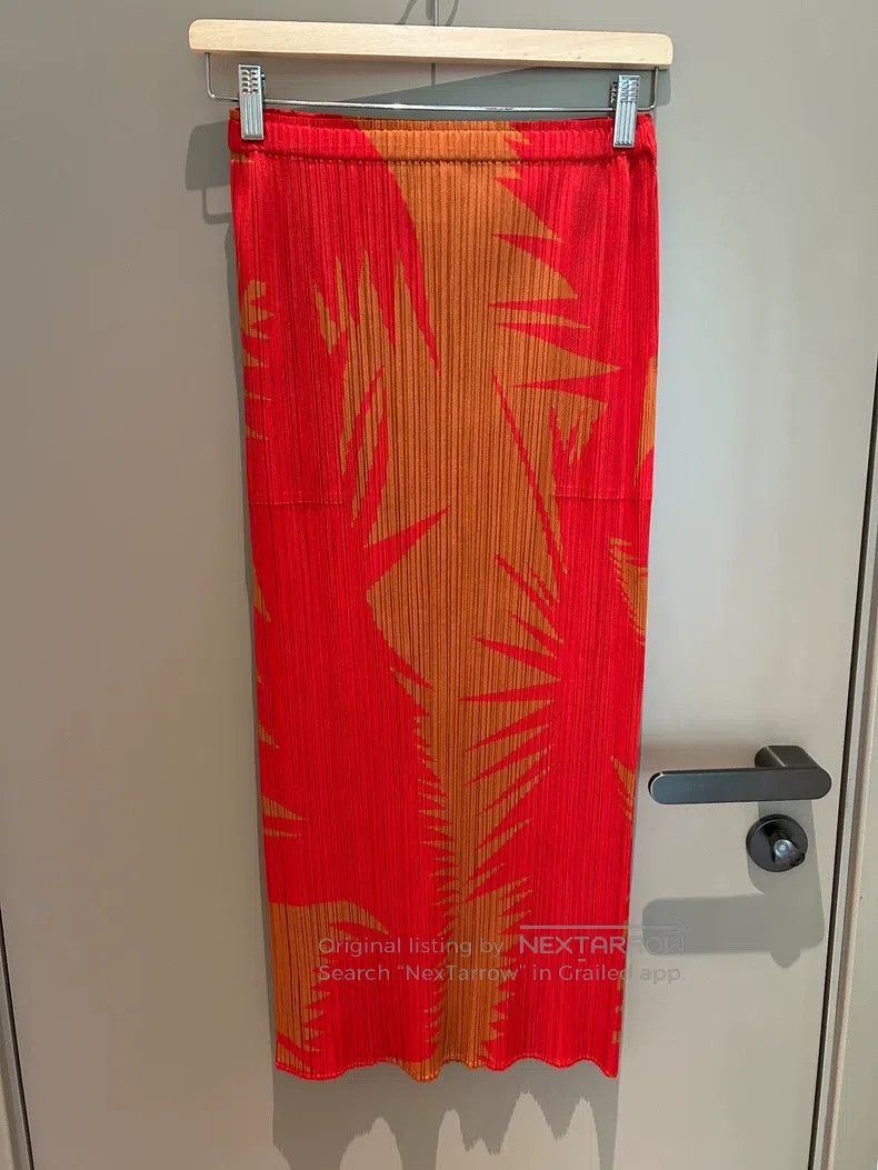 Issey Miyake Issey Miyake size:3 Paper-Cut Midi Skirt Size 22" - 1 Thumbnail