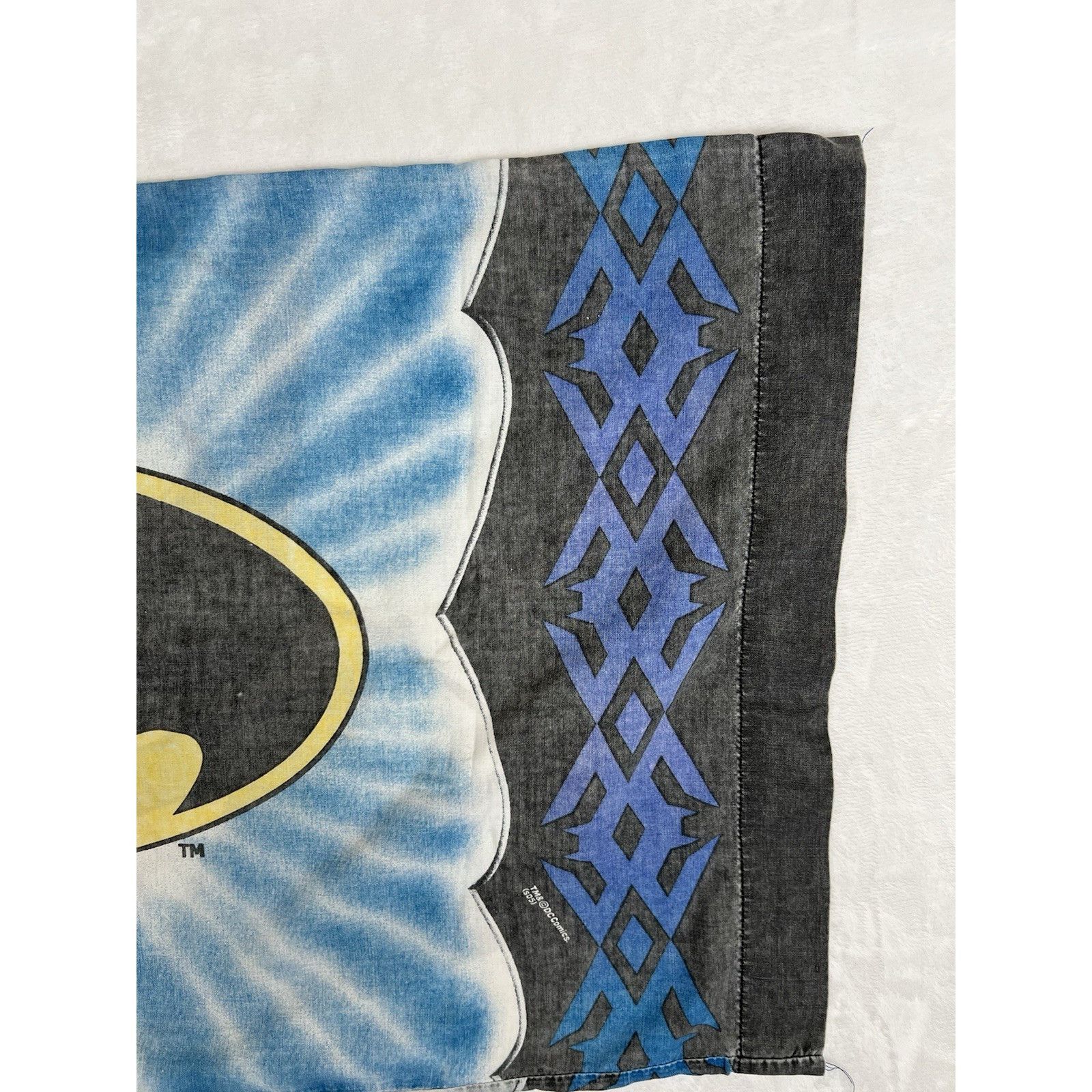 Vintage Vintage Batman Pillow Case 90s Cartoon Size ONE SIZE - 5 Thumbnail