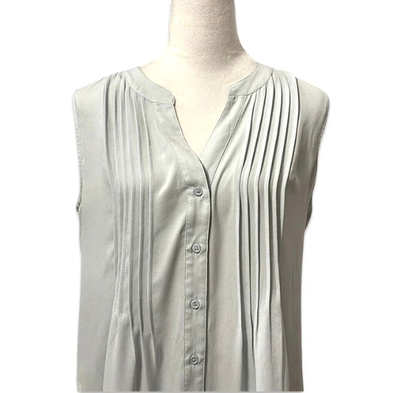 Bcbgmaxazria BCBGMAXAZRIA Blouse Sleeveless Button Up Pleated Gray S Size S / US 4 / IT 40 - 2 Thumbnail
