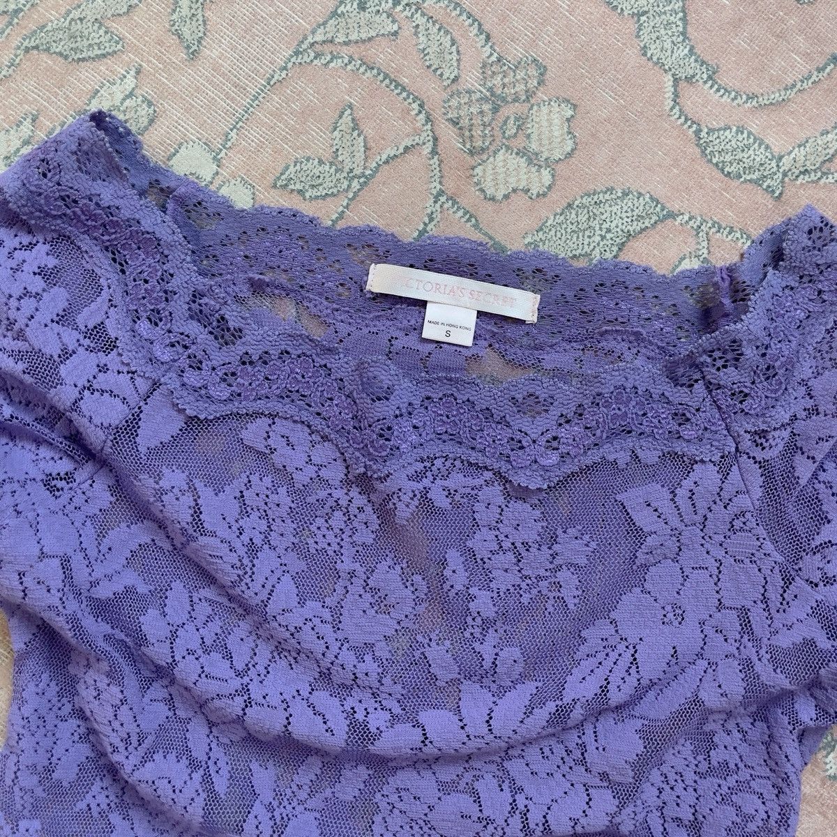 Victoria's Secret Victoria’s Secret Lavender Lace Mini Slip Dress (XS–S) Size S / US 4 / IT 40 - 8 Thumbnail