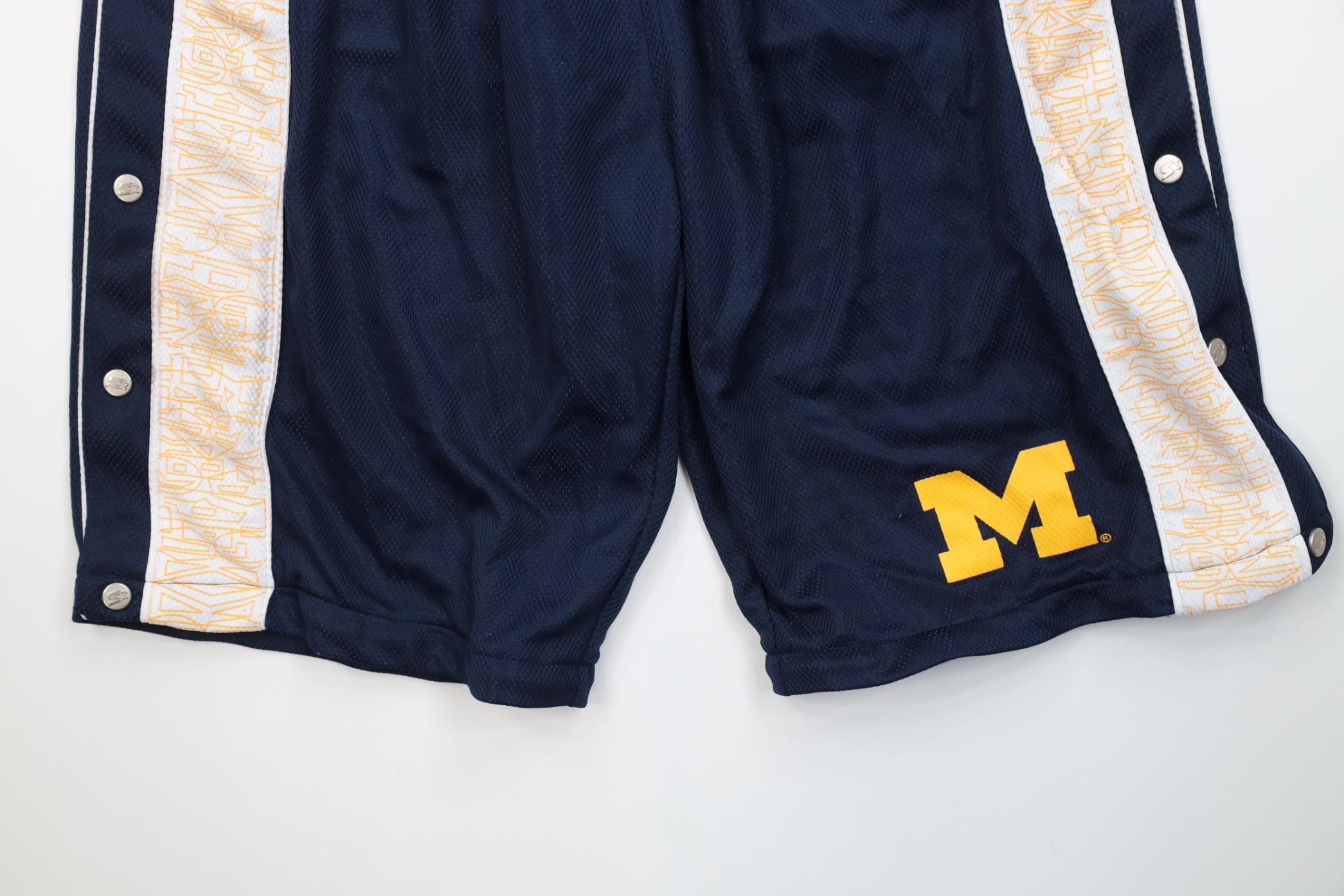 Starter Vintage 90s Starter University of Michigan Basketball Shorts Size US 36 / EU 52 - 4 Thumbnail