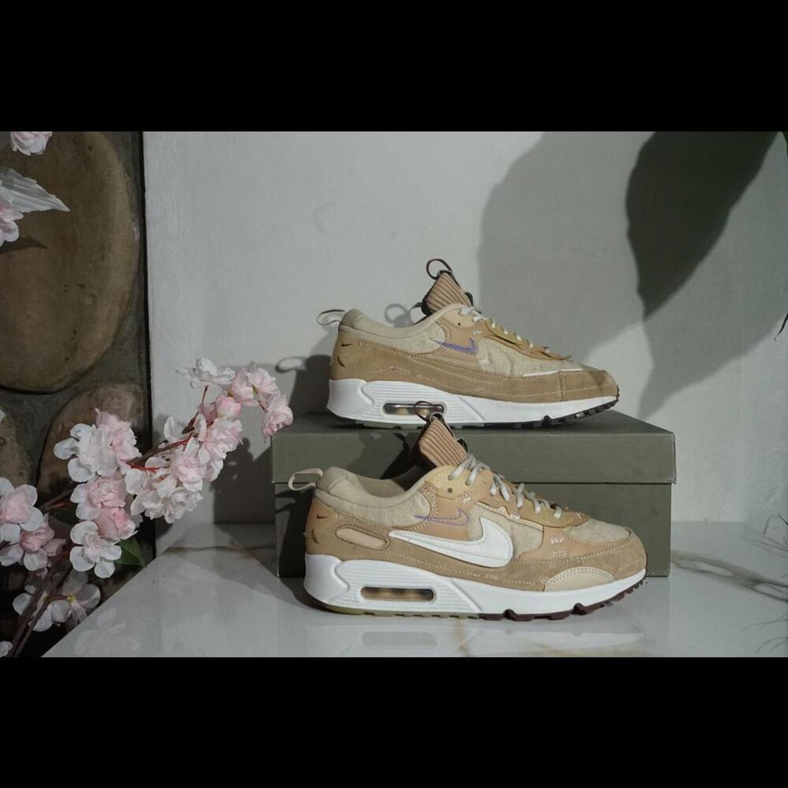 Nike Nike Women's Air Max 1 Serena Williams Size US 7.5 / IT 37.5 - 2 Thumbnail