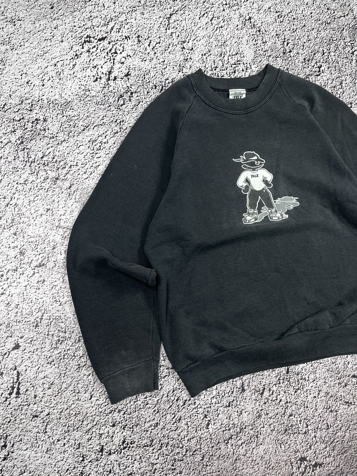 Vintage Vintage 90s Yale University Sweatshirt streetwear rare M Size US M / EU 48-50 / 2 - 3 Thumbnail