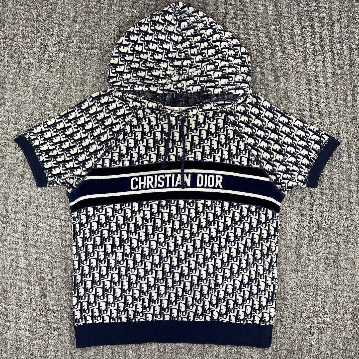 Dior Dior Oblique Short Sleeve Hoodie M Size M / US 6-8 / IT 42-44 - 1 Thumbnail