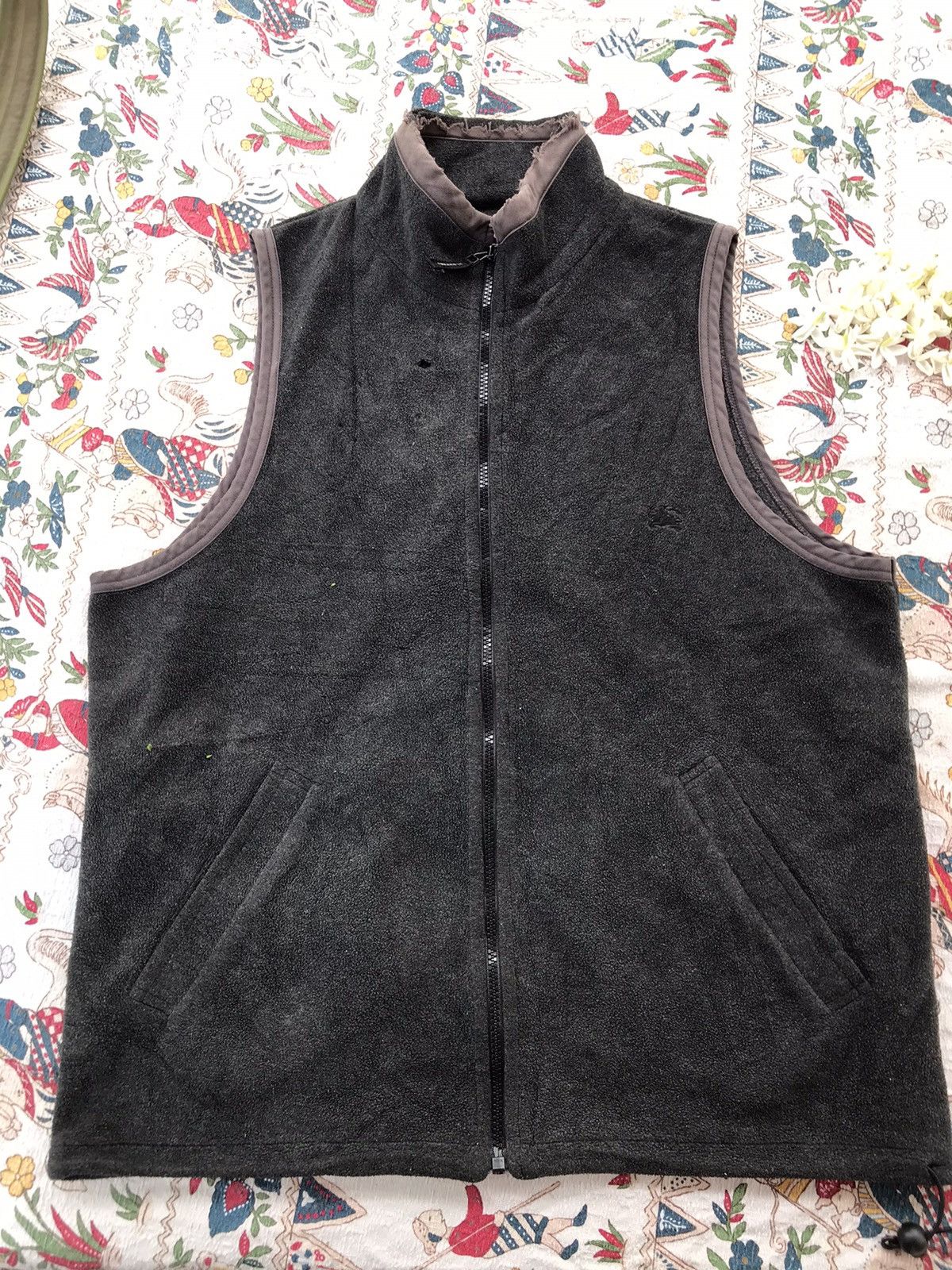 Burberry VINTAGE 90s BURBERRY SLEEVELESS JACKET Size US S / EU 44-46 / 1 - 9 Thumbnail