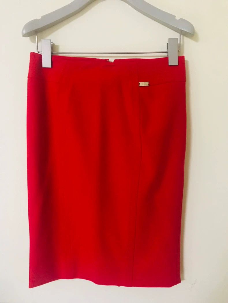 Versace Versace Women's crimson suit with skirt set Size S / US 4 / IT 40 - 5 Thumbnail