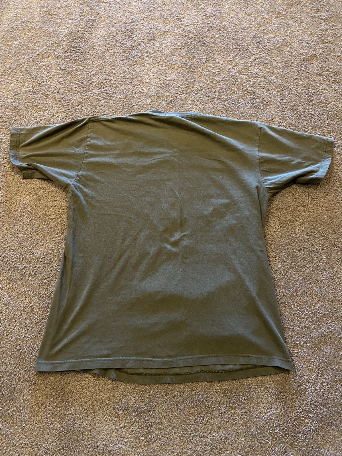 Obey Obey Agitprop Ak47 Guns T shirt Size US L / EU 52-54 / 3 - 2 Thumbnail