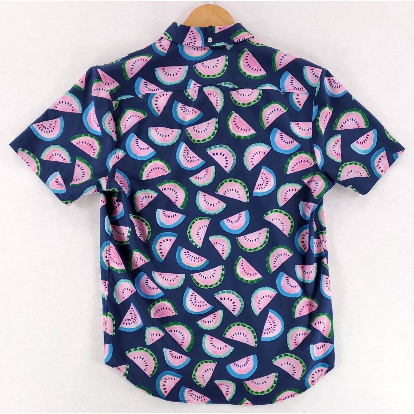 Chubbies Chubbies Button-Down Shirt Short Sleeve Mens M Blue Watermelon Pink Button-Up Shirt M Mens Size US M / EU 48-50 / 2 - 3 Thumbnail