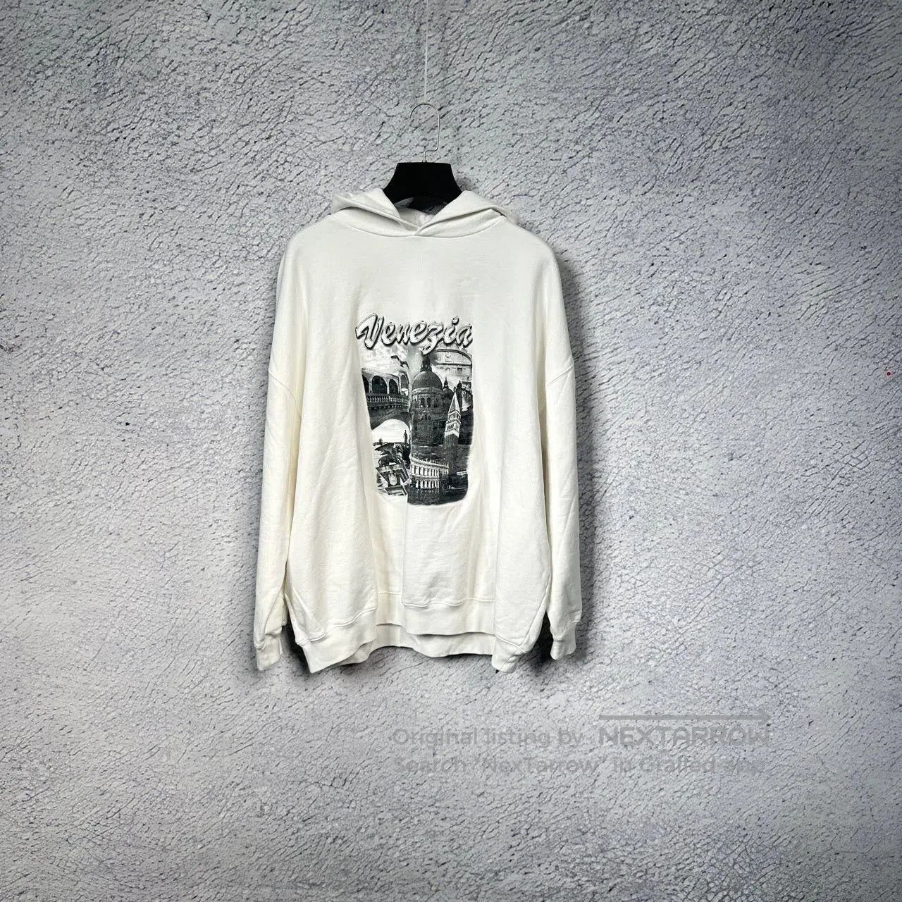Balenciaga balenciaga venice graphic white hoodie. Size US M / EU 48-50 / 2 - 1 Thumbnail