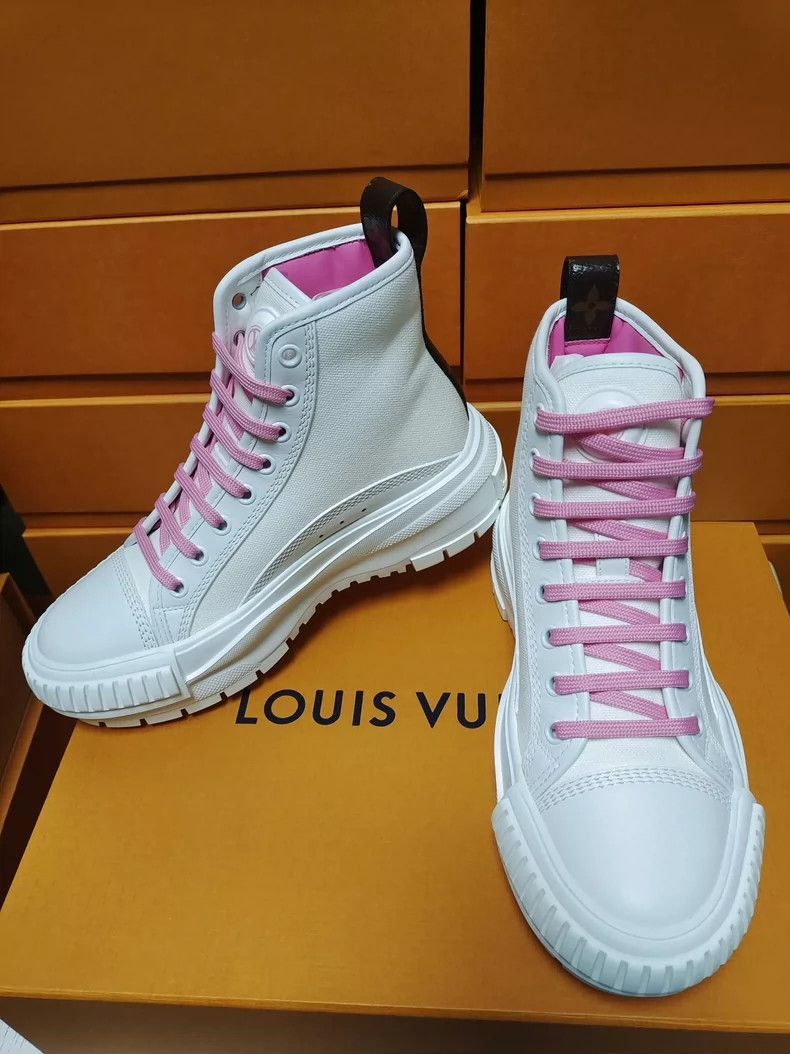 Louis Vuitton Louis Vuitton Louis Vuitton Women's Sneakers Size 35-2506 Size US 5 / IT 35 - 4 Thumbnail