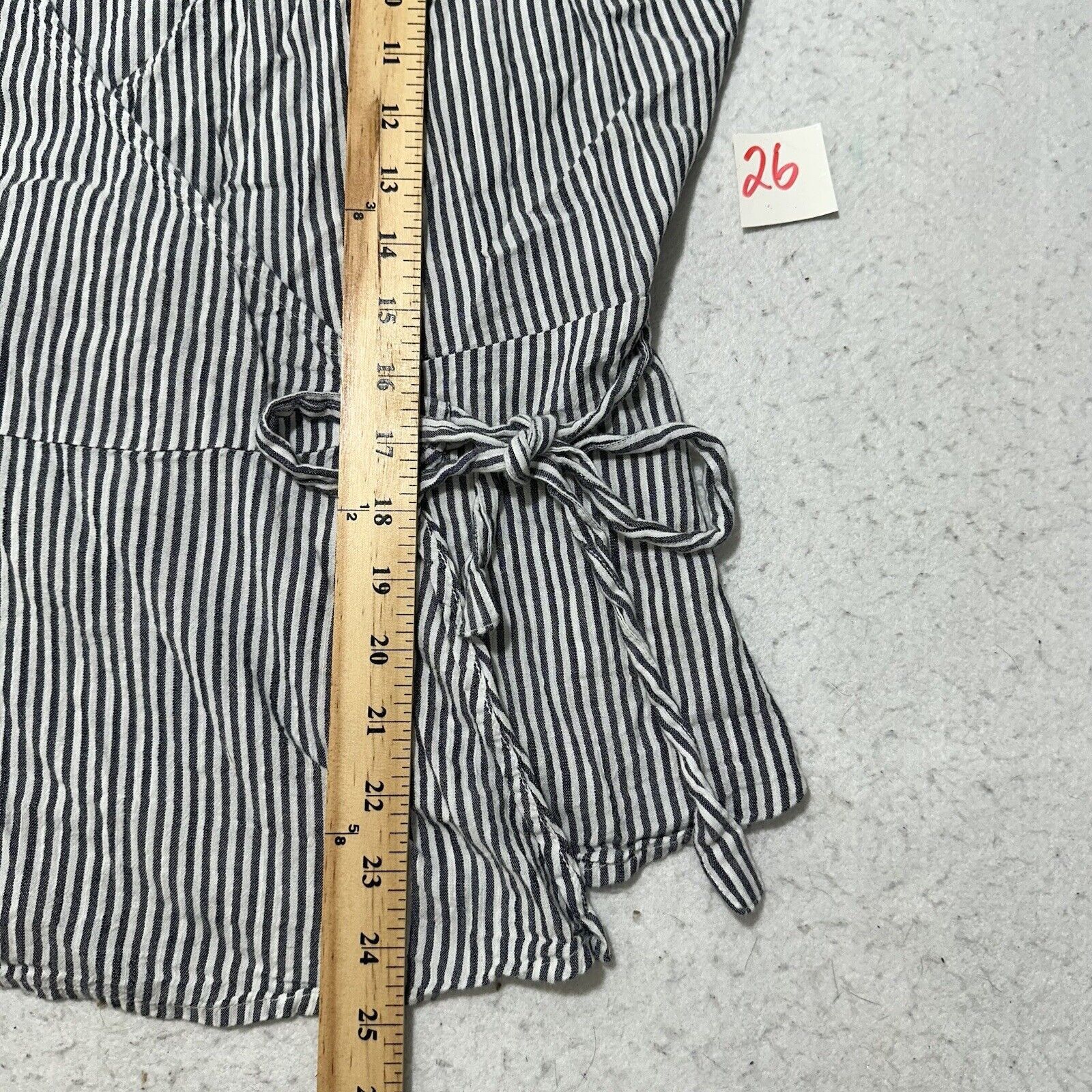 Old Navy Old Navy Medium Long Sleeve Wrap Top Navy Blue Striped Shirt Size M / US 6-8 / IT 42-44 - 8 Thumbnail