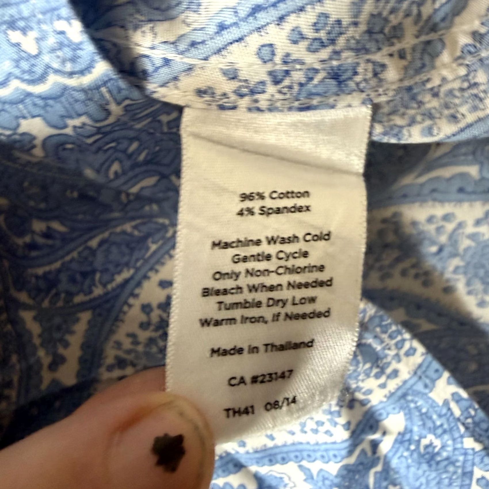Talbots Talbots Womens 4P Blue Paisley Button Up Shirt Roll Tab 3/4 Sleeve Stretch Top Size S / US 4 / IT 40 - 3 Thumbnail