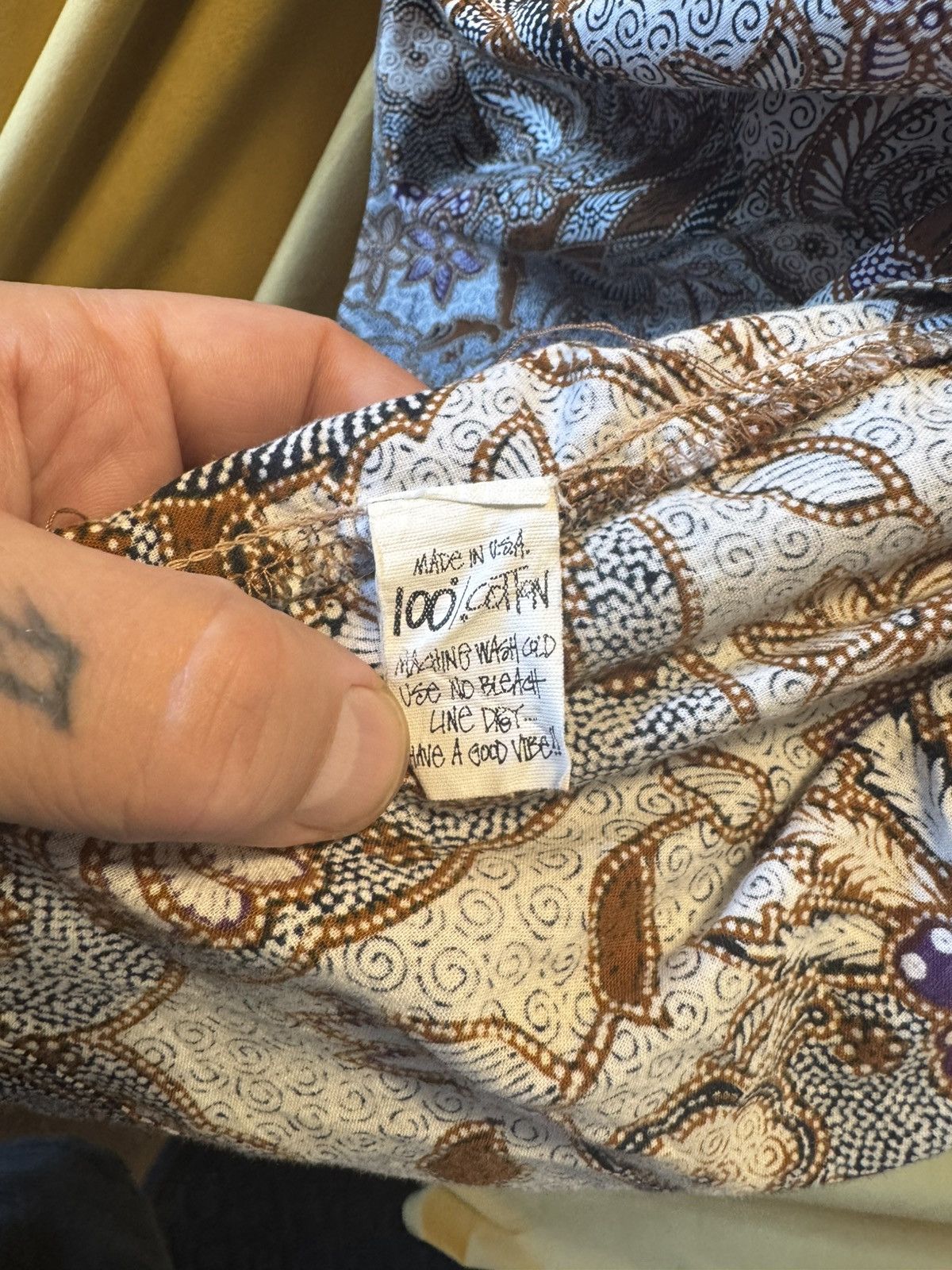 Stussy RARE 1983 STUSSY batik print cotton buttoned shirt L/Xl Size US XL / EU 56 / 4 - 6 Thumbnail
