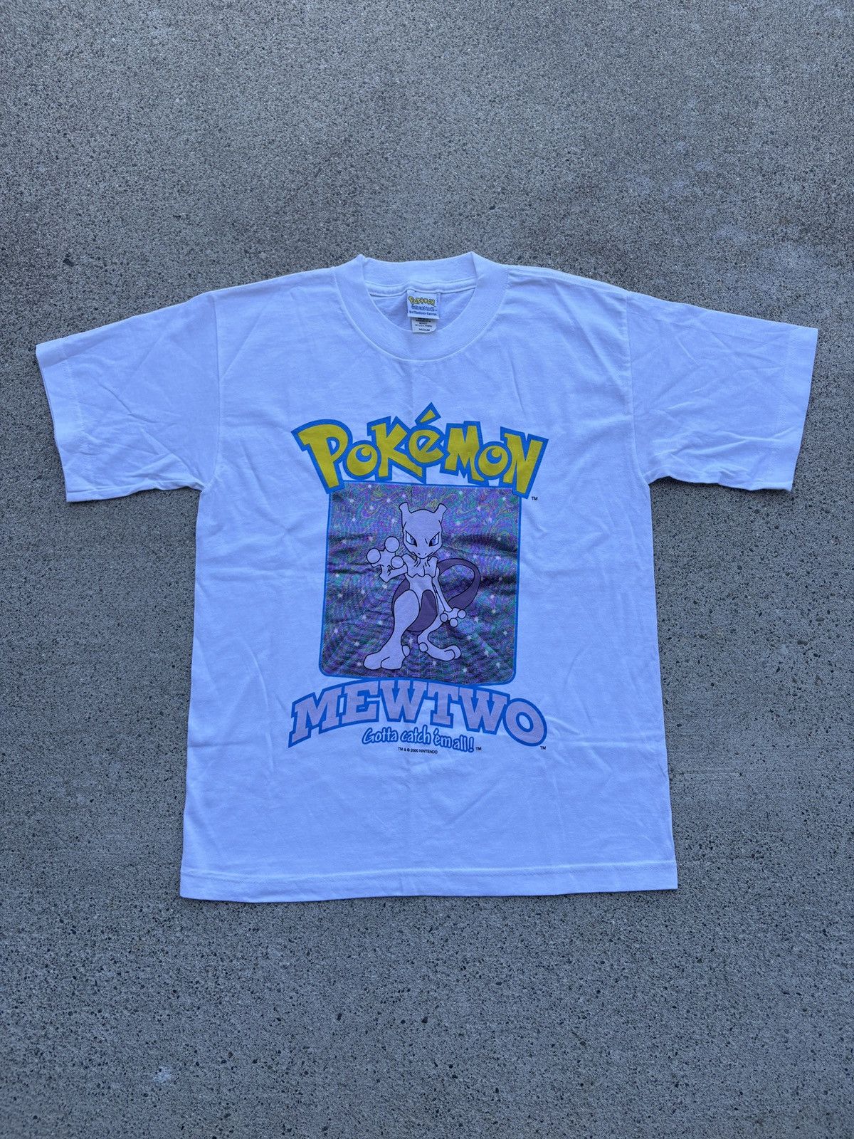Pokemon Vintage 2000 Pokèmon “Gotta catch ‘em all” MewTwo Shirt Sz M Size US M / EU 48-50 / 2 - 1 Thumbnail