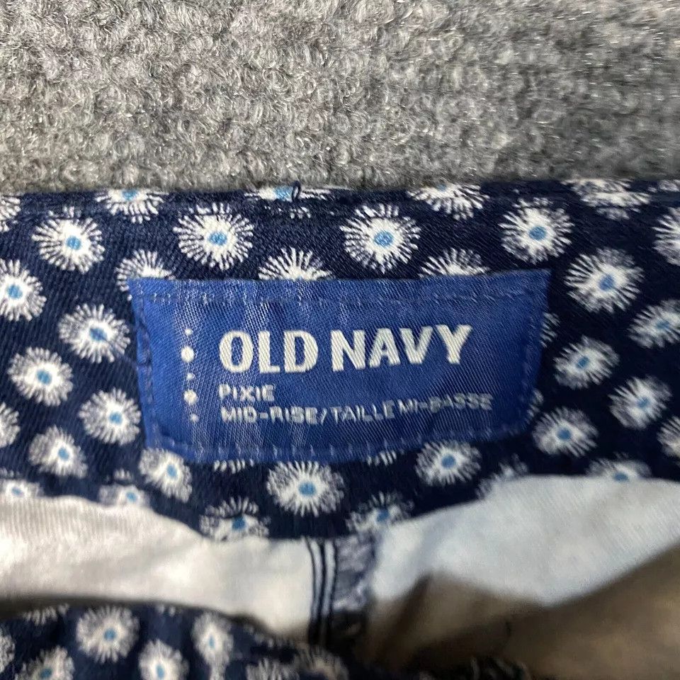 Old Navy Old Navy Pixie Pants Mid Rise Women's 4 Cotton Hook & Eye Size 27" / US 4 / IT 40 - 6 Thumbnail