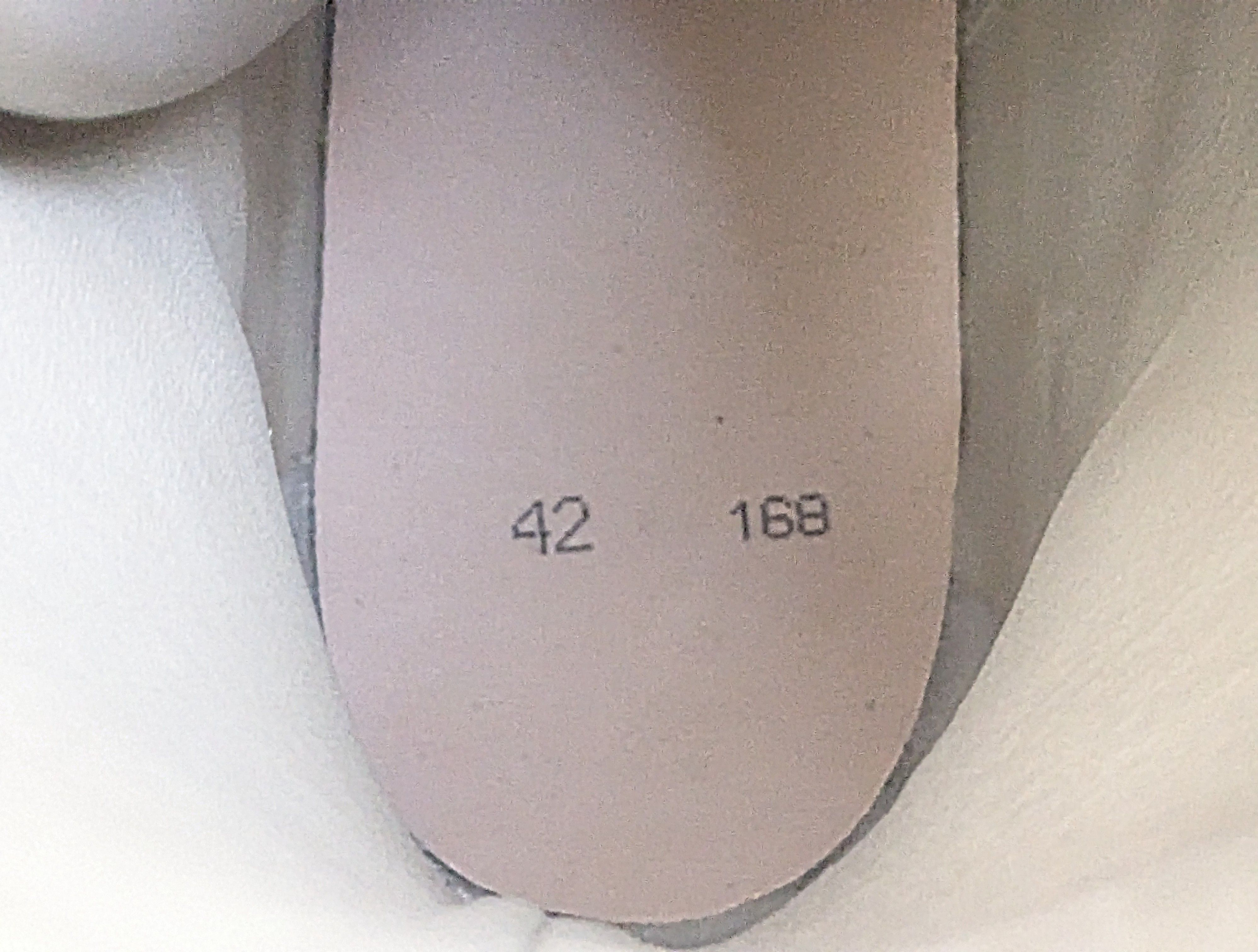 Maison Margiela Maison Margiela Future Sneakers Brown Suede 9 42 High Tops Size US 9 / EU 42 - 12 Thumbnail