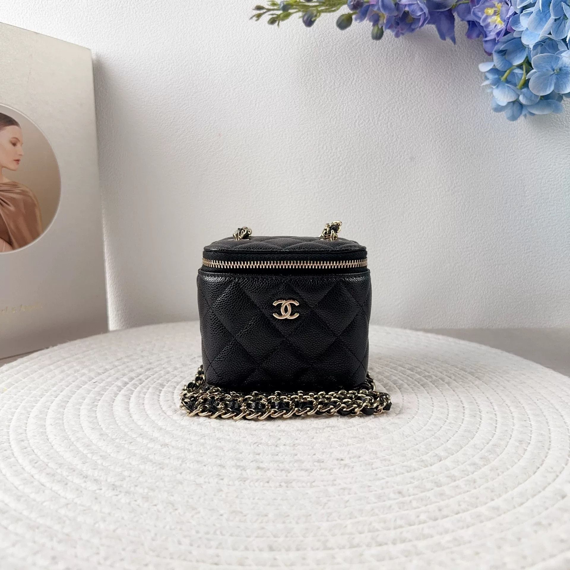 Chanel Pre-loved Bag Very good condition Size ONE SIZE - 1 Thumbnail