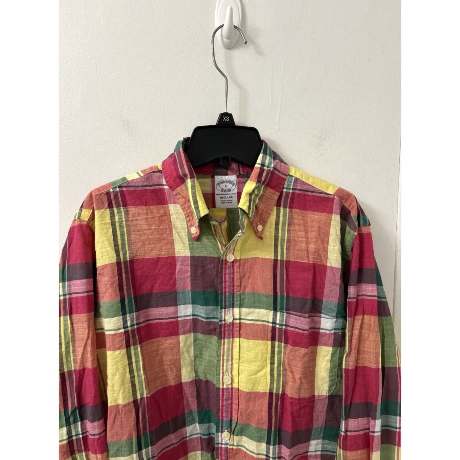 Brooks Brothers Brooks Brothers Button-Down Shirt Mens S Red Plaid Long Sleeve Pocket Colorful Tropical 29” Classic Regular Size US S / EU 44-46 / 1 - 2 Thumbnail