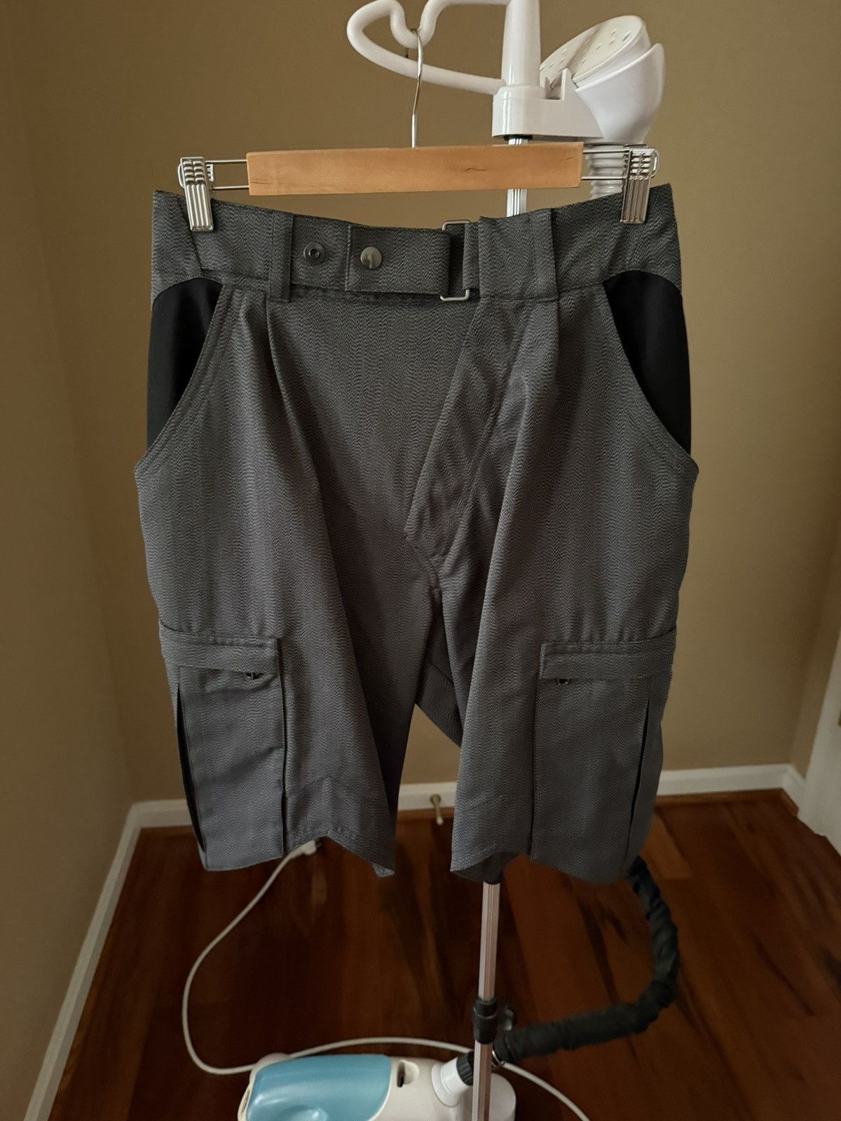 Kiko Kostadinov Bindra Shorts Grey Dove (KK Trouser 11) 44 Size US 28 / EU 44 - 2 Thumbnail