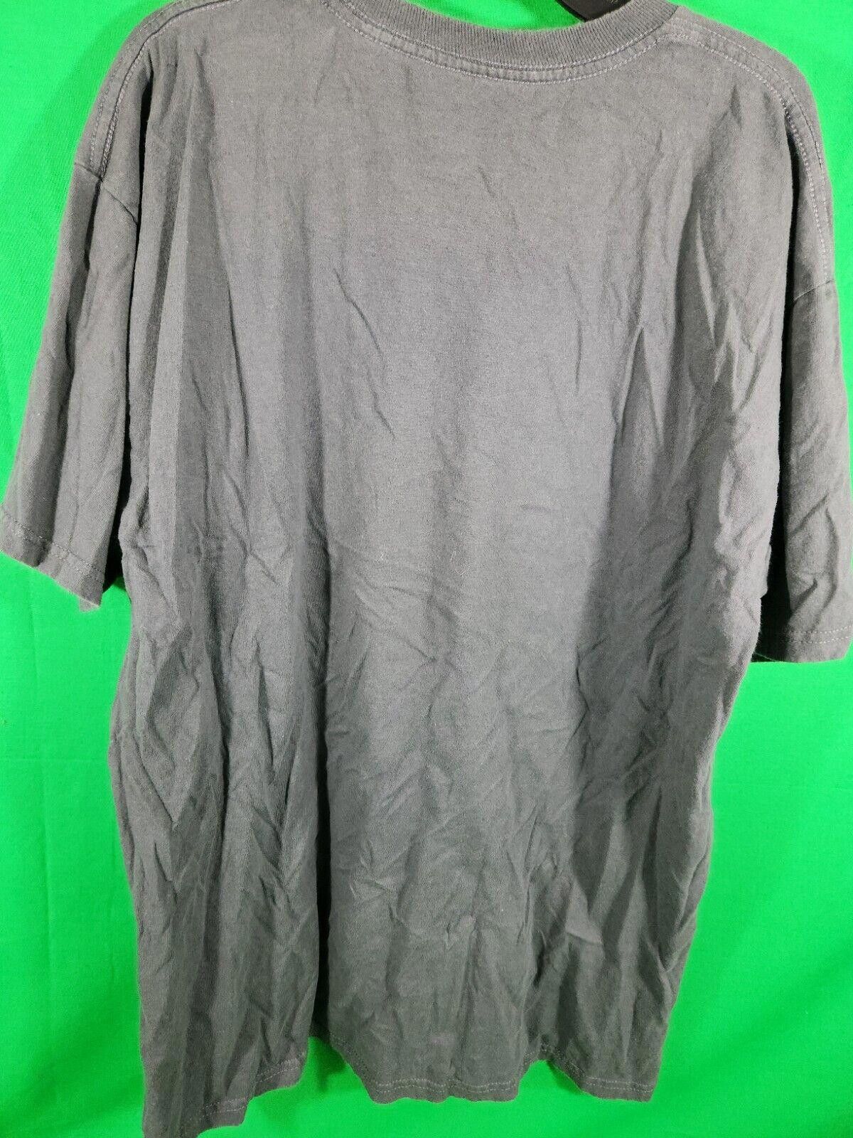 Designer Fury Donkey Kong NES Nintendo Controller Grey T-Shirt Size L Size US L / EU 52-54 / 3 - 3 Thumbnail