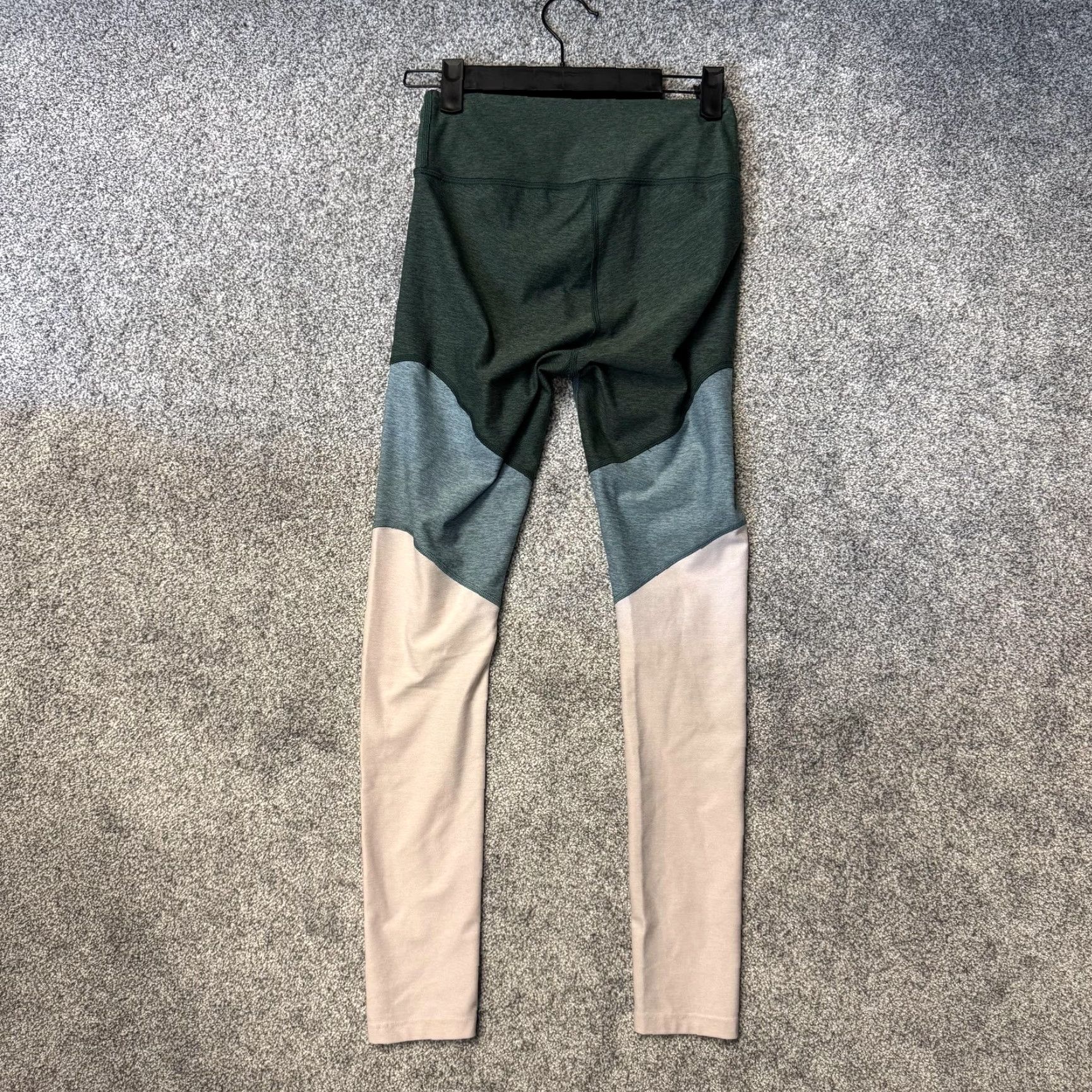 Outdoor Voices Outdoor Voices Leggings Womens XS Green Pink Colorblock High Rise 7/8 Yoga Gym Size 26" / US 2 / IT 38 - 7 Thumbnail