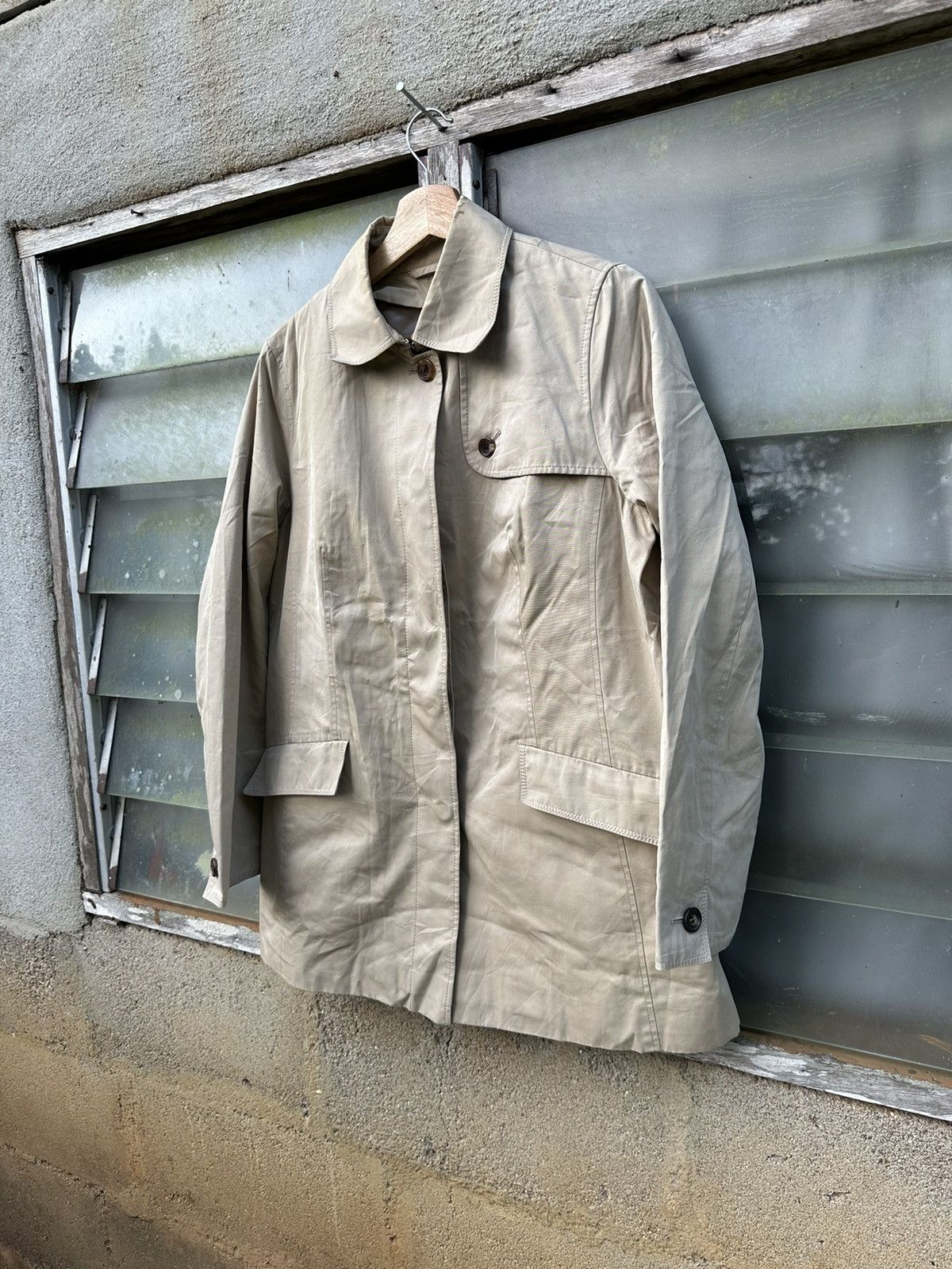 image of Burberry London Nova Check Beige Jacket in Cream, Men's (Size Small)