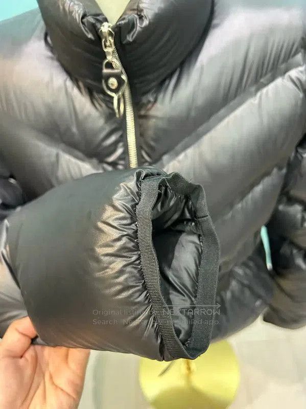 Louis Vuitton Louis Vuitton Black Women's Short Down Jacket . Size M / US 6-8 / IT 42-44 - 4 Thumbnail