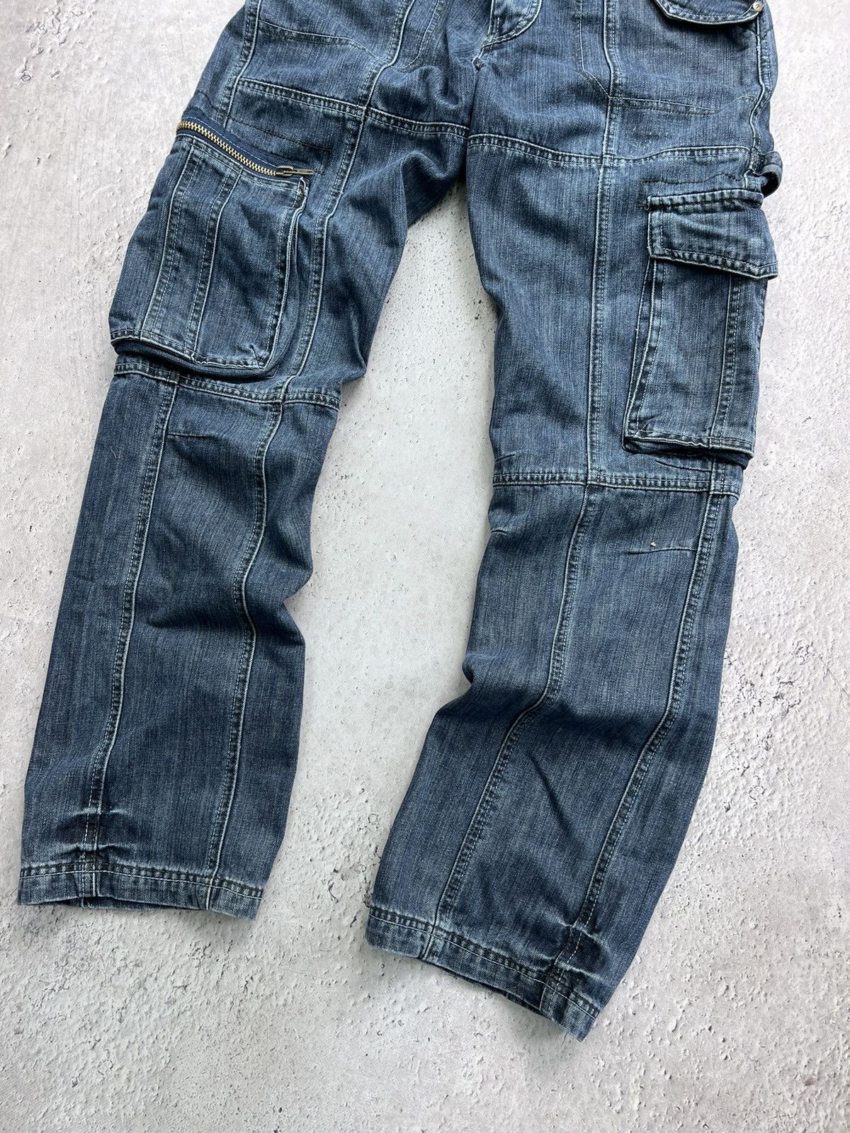 Issey Miyake × Japanese Brand × Tete Homme 2000s Tete Homme Multipocket Bondage Cargo Pants Size US 34 / EU 50 - 2 Thumbnail