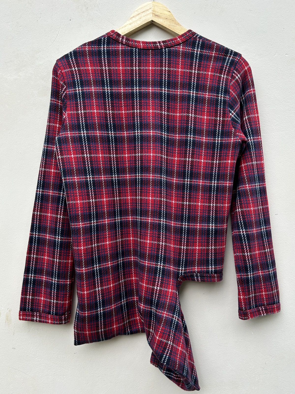 Comme des Garcons CDG – Deformed Knit Asymmetric Red Tartan Long Sleeve Top Size M / US 6-8 / IT 42-44 - 2 Thumbnail