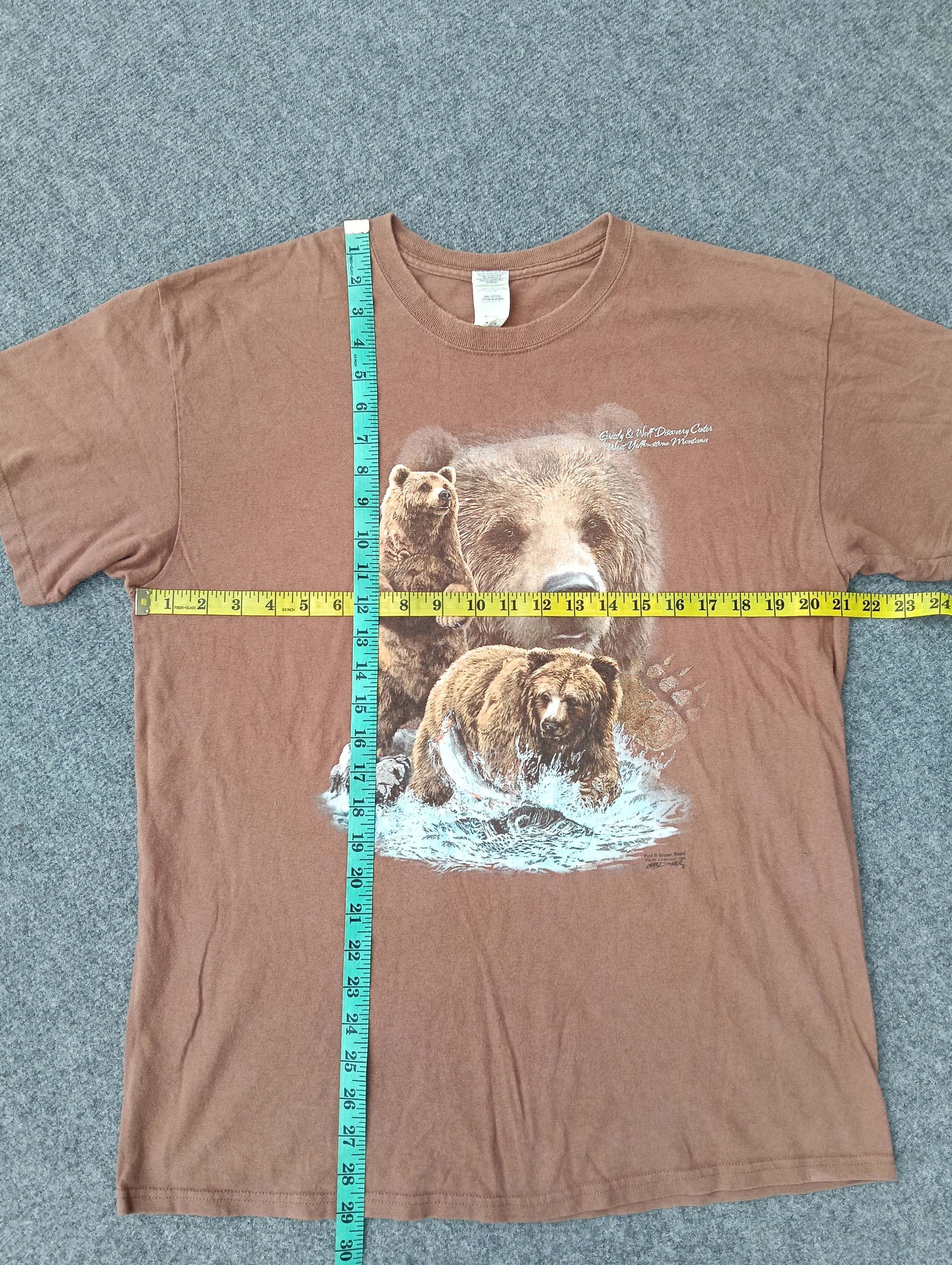 The Mountain VINTAGE BEAR LIKE THE MOUNTAIN TSHIRT. Size US L / EU 52-54 / 3 - 4 Thumbnail