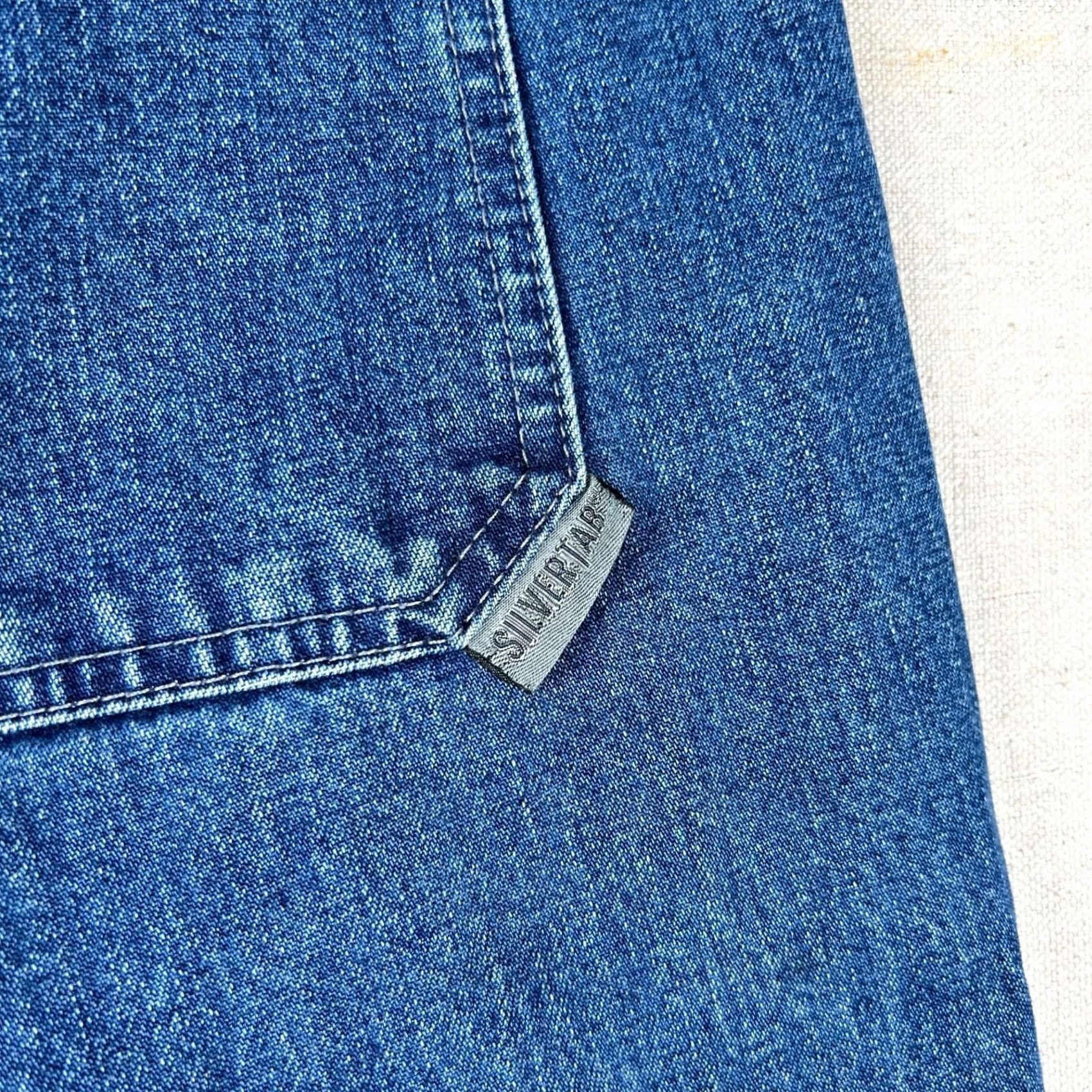 Levi's VINTAGE Levi's Silvertab Jeans Mens XLx34 Jeans 90s Grunge Wide-Leg Blue Denim Cotton Regular Mens XLx34 Size US 36 / EU 52 - 6 Thumbnail