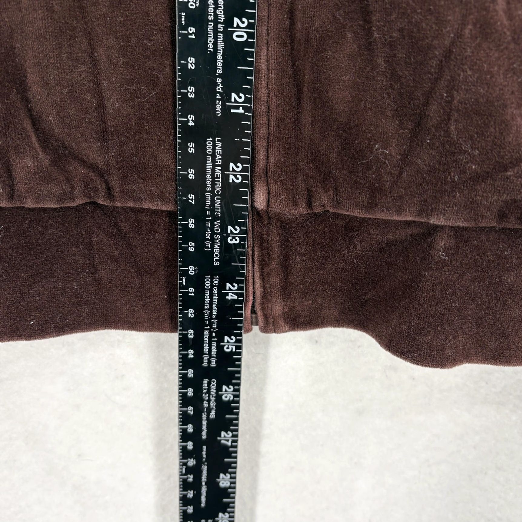 St. John St. John Sport Jacket Womens L Brown Velour Full Zip Embroidered Crest Logo Pockets Zip Collar Casual Size L / US 10 / IT 46 - 6 Thumbnail