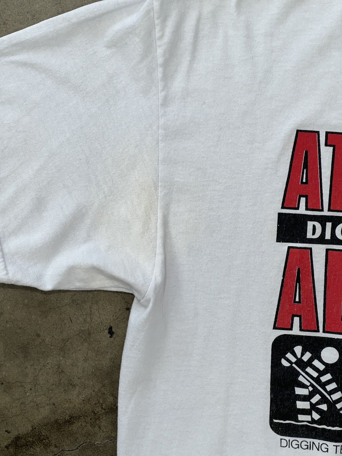 Vintage Vintage Athletism Alcatraz Dig Run Swim Prison Escape Large Size US L / EU 52-54 / 3 - 5 Thumbnail