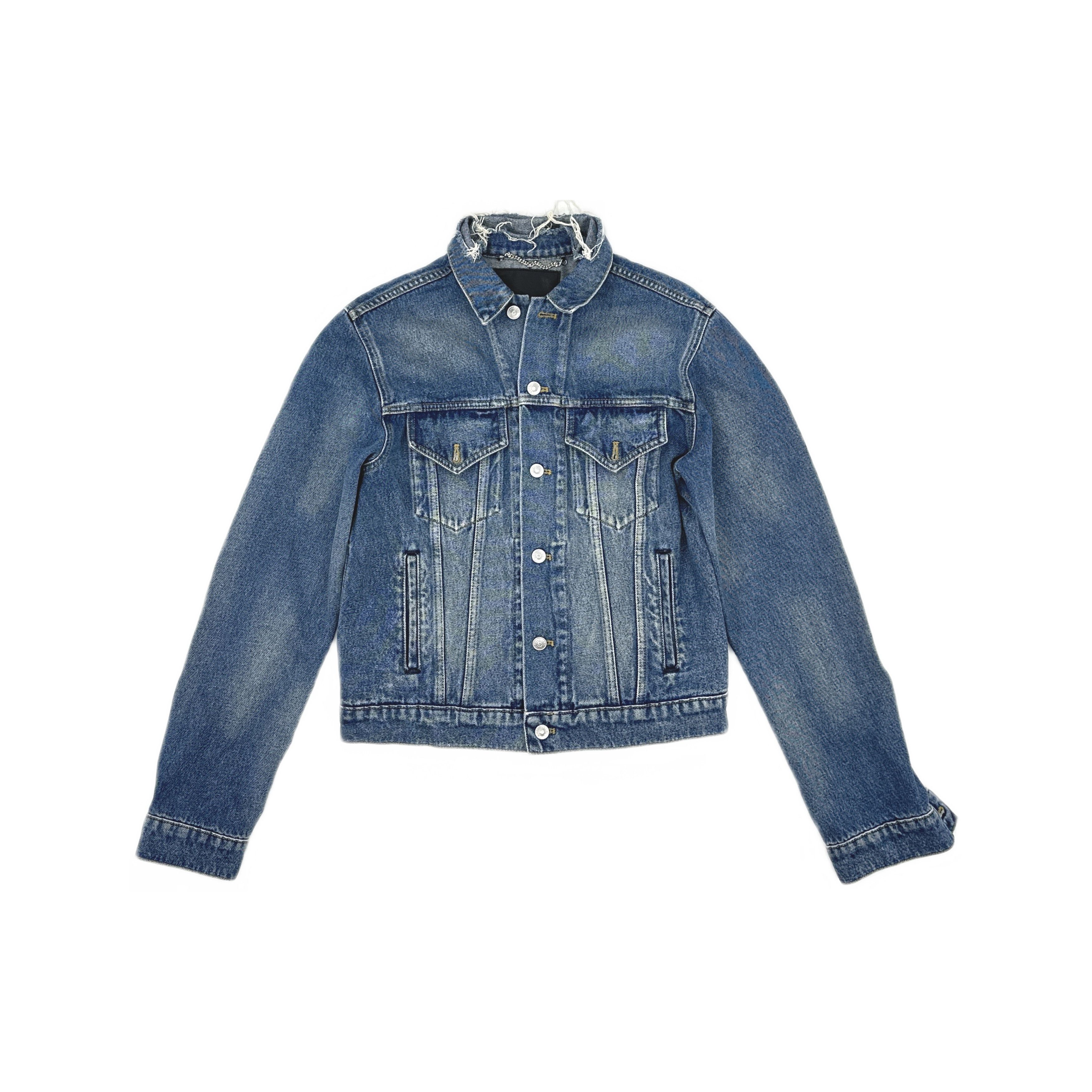 Balenciaga Balenciaga 2017 Logo Denim Jacket Size 46 Size US S / EU 44-46 / 1 - 1 Thumbnail