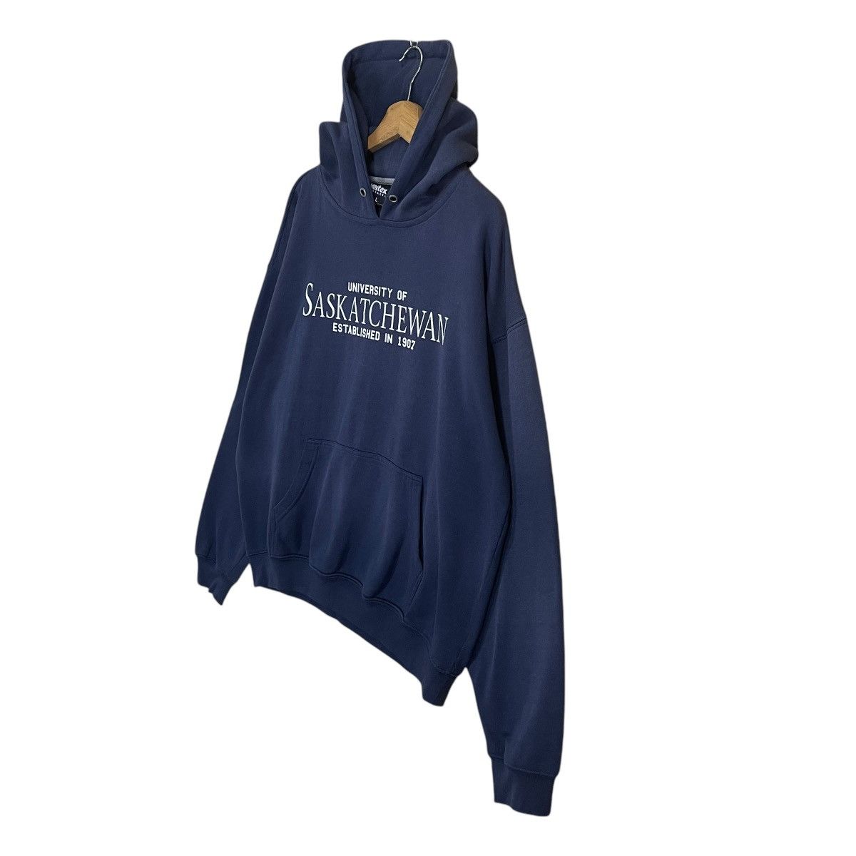 Vintage Vintage University Of Saskatchewan Crewneck Hoodie Size US XL / EU 56 / 4 - 3 Thumbnail