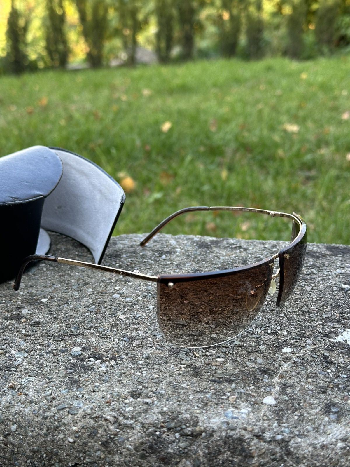 Gucci Vintage Gucci Sunglasses GG2652/S Gold with case Size ONE SIZE - 1 Thumbnail